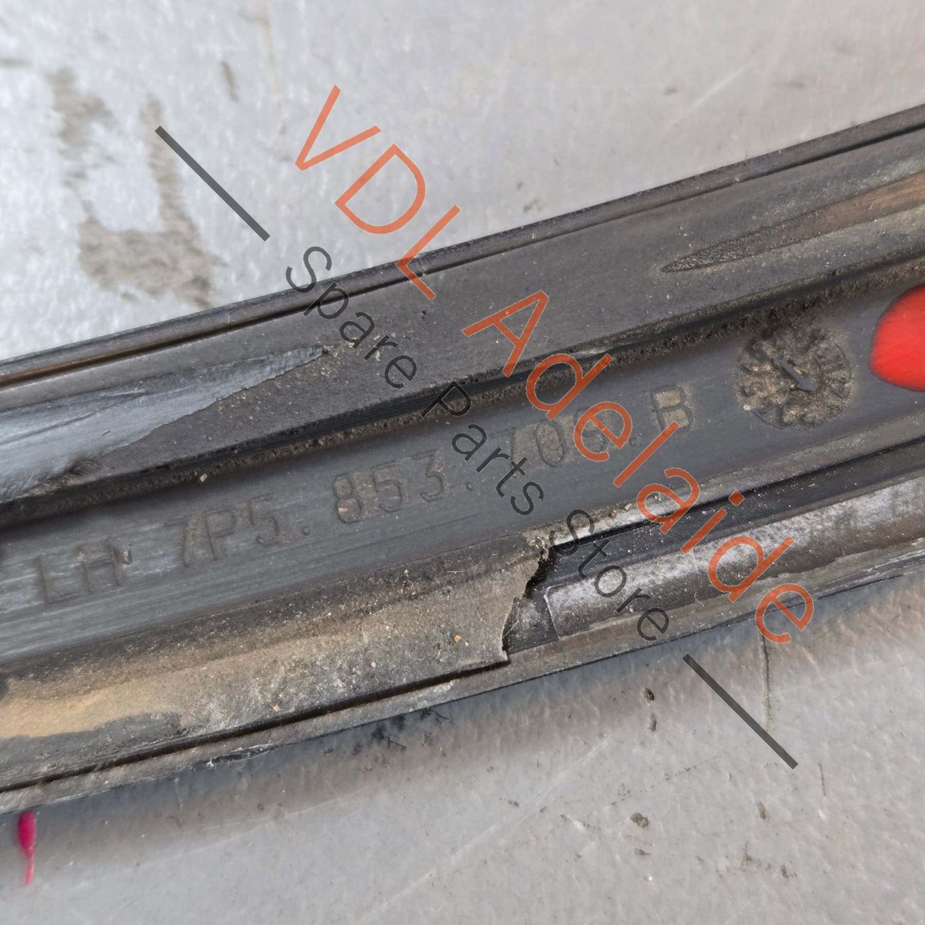 7P5853710B 95855970950  Porsche Cayenne GTS 92A 958 Left Rear Door Fender Flare Wheel Arch Molding 7P5853709B 95855970950