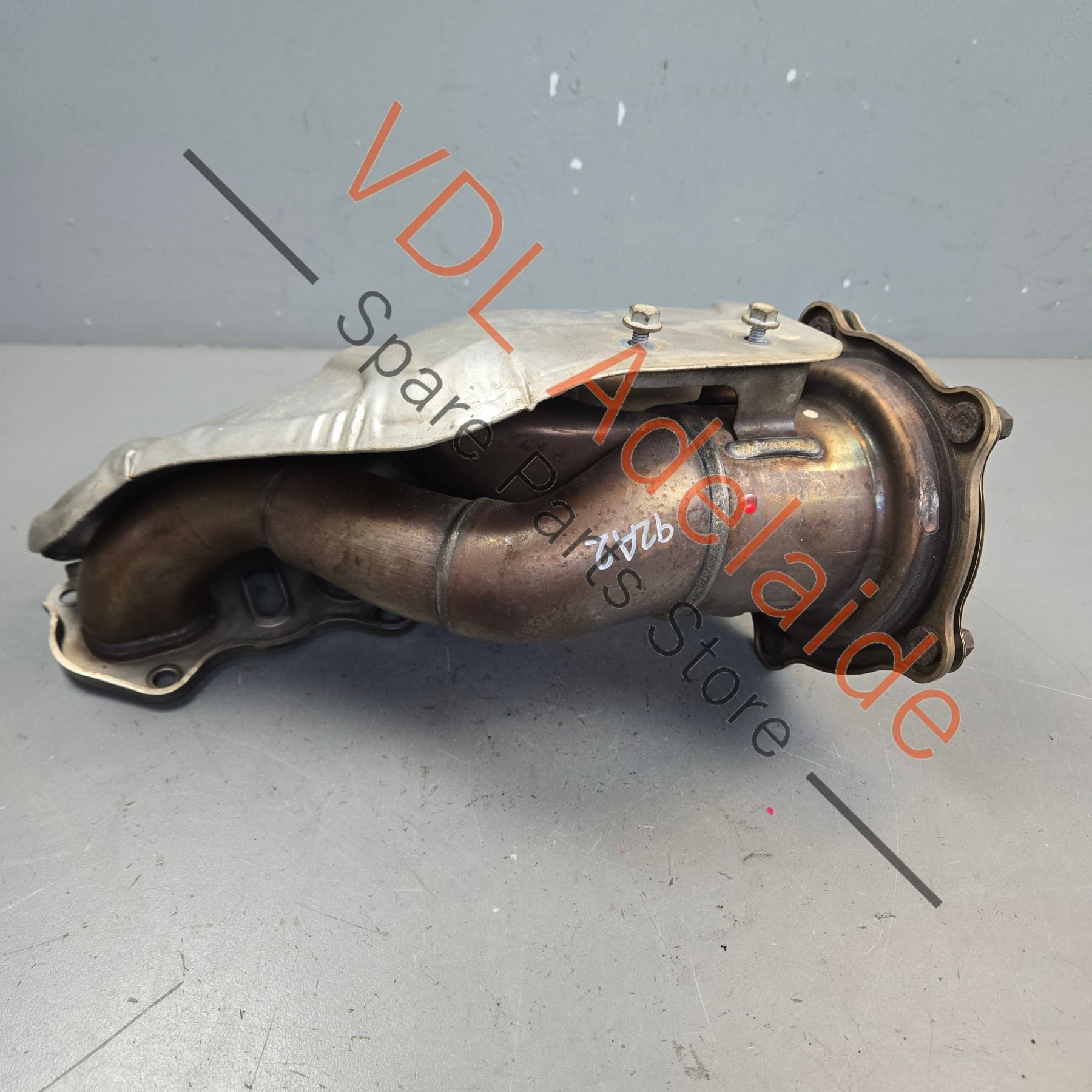 94811113000   Porsche Cayenne GTS 92A 958 Left Side Exhaust Manifold 94811113000 Cyls 5-8