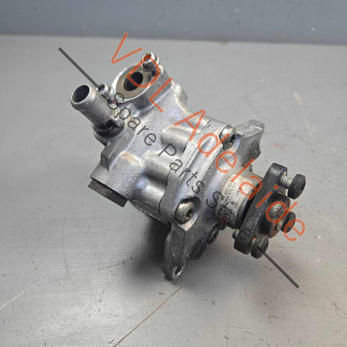 7P5422154B 958422154  Porsche Cayenne 92A 958 Power Steering Pump 7P5422154B 958422154