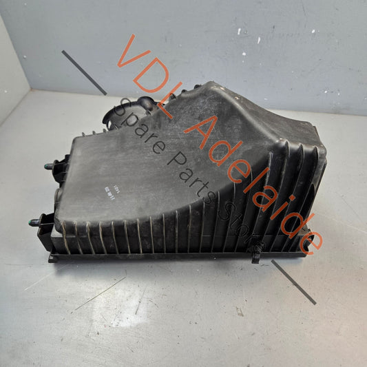 95811002185 7P5128607H  Porsche Cayenne 92A 958 GTS Left Air Filter Box Lid Cover 95811002185 7P5128607H