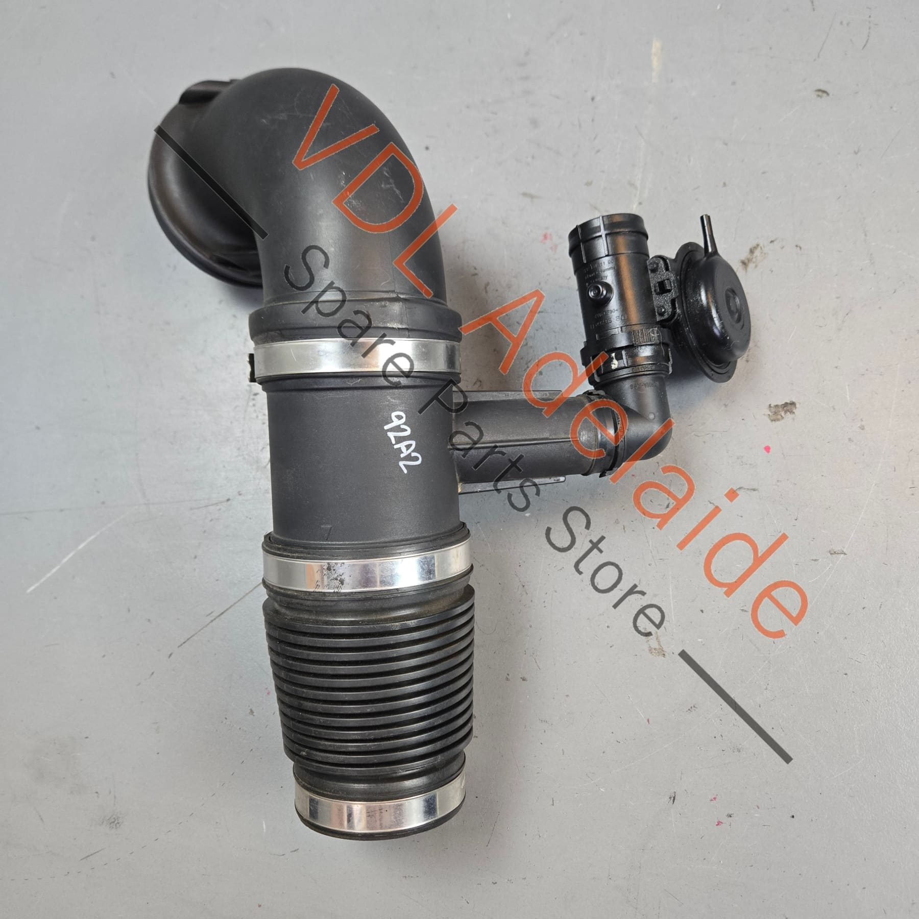 7P5129638 95811063800  Porsche Cayenne 92A 958 Air Filter Adapter Pipe with vacuum valve 7P5129638 95811063800