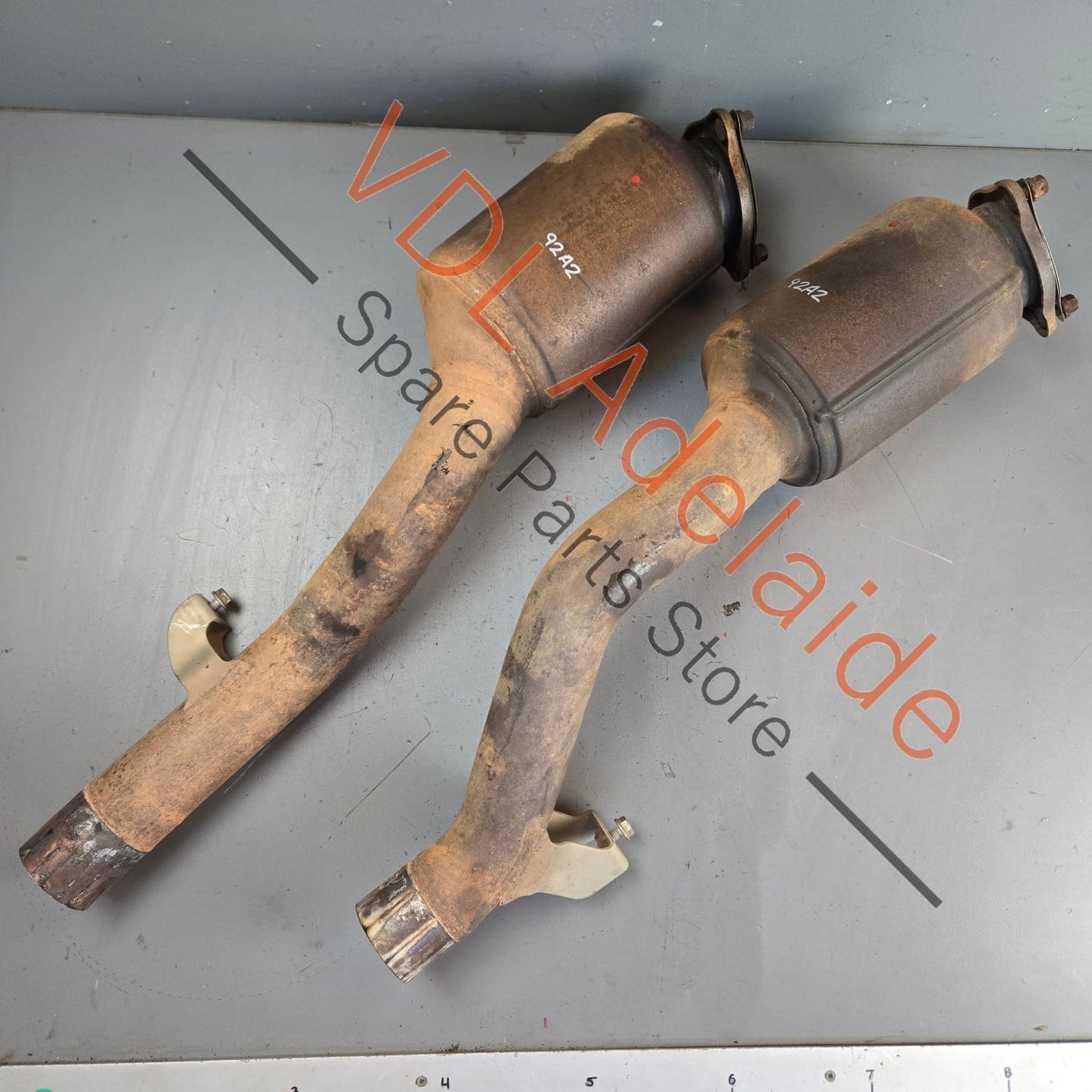 95811302400 95811302300 958113023AX Porsche Cayenne 92A 958 GTS V8 4.8 Pair of Downstream Catalytic Converters Exhaust 958113024AX 958113023AX