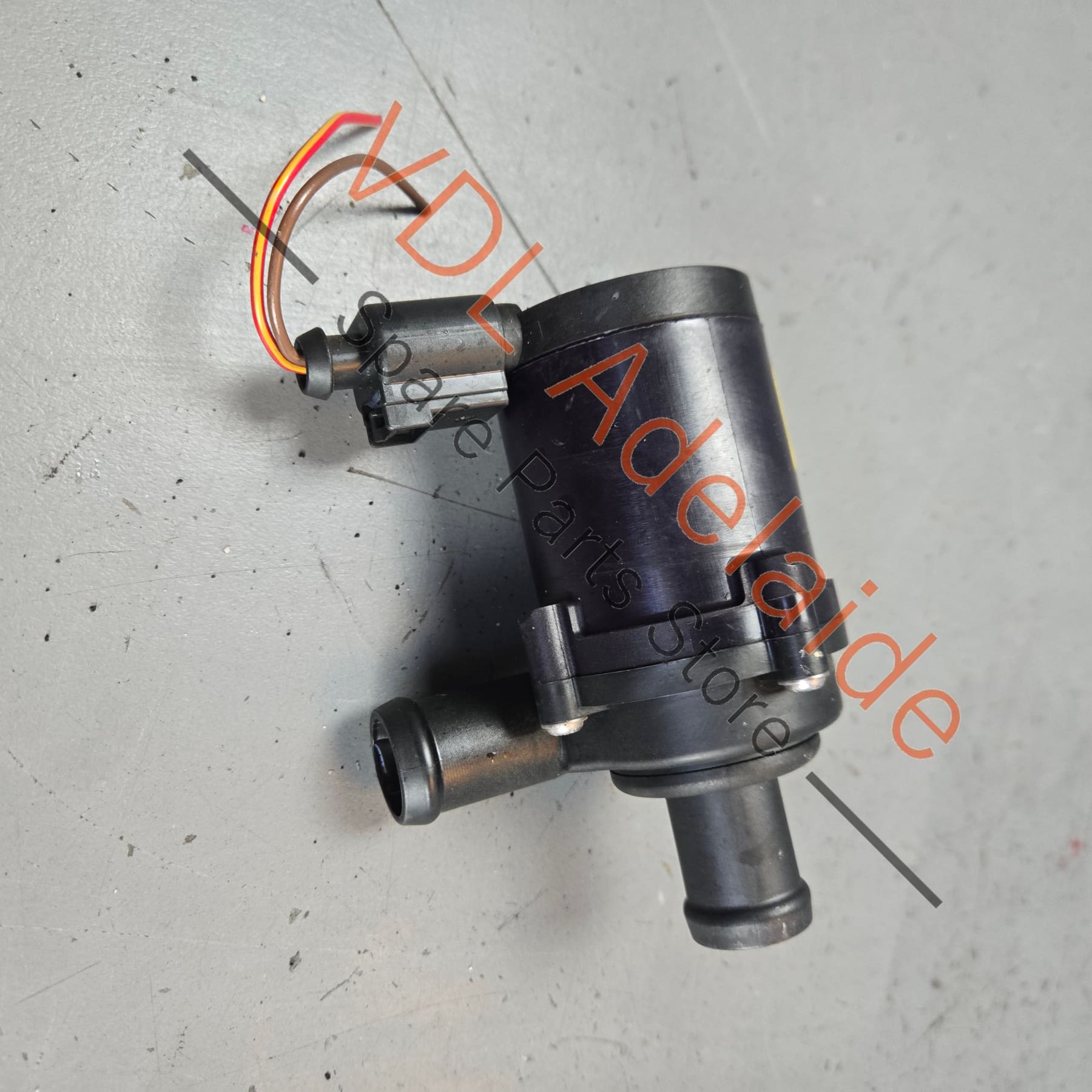 7L0965561L 95510656110  Porsche Cayenne 92A 958 Aux Auxiliary Coolant Pump 7L0965561L 95510656110