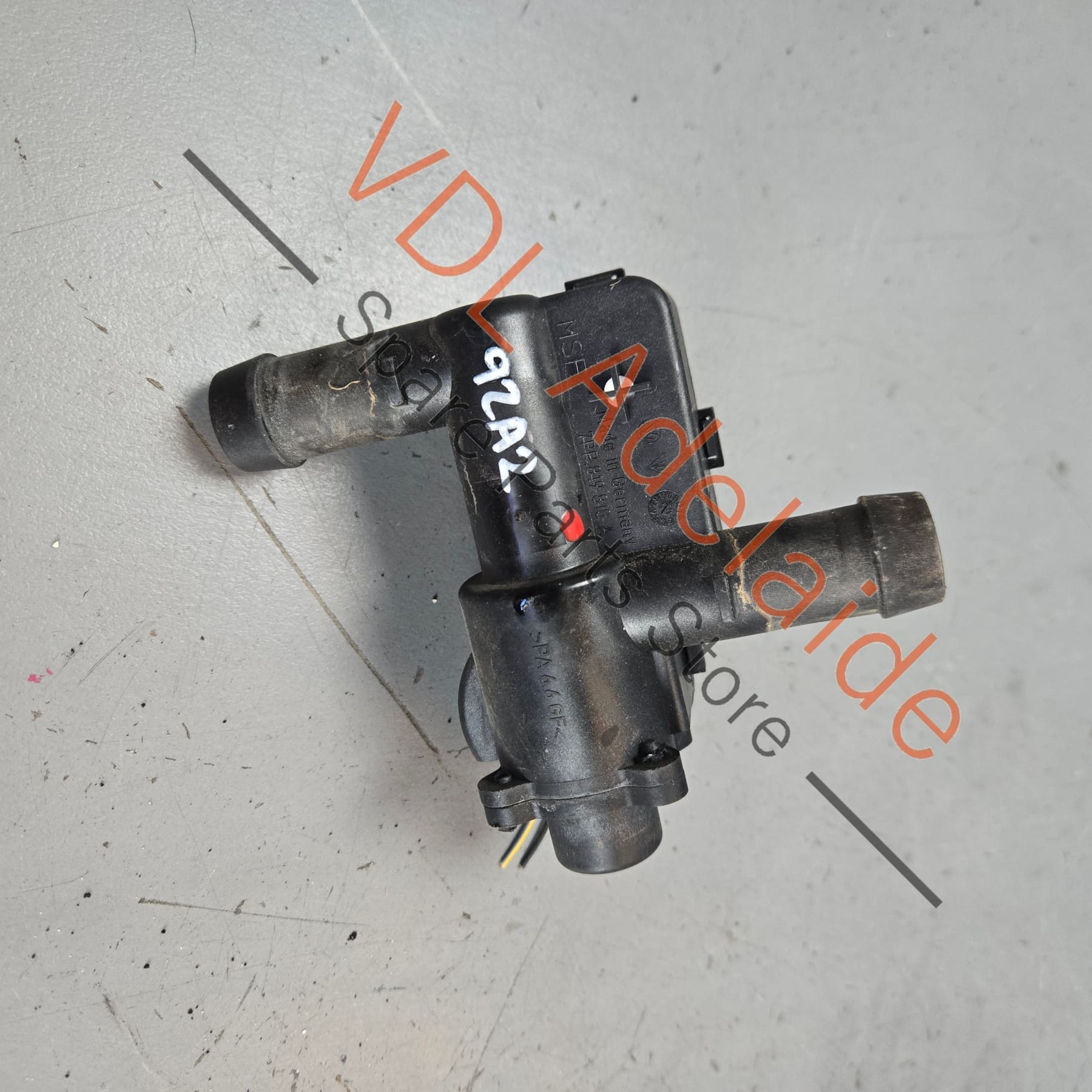 7PP819810A 95857281000  Porsche Cayenne 92A 958 Heater Valve 7PP819810A 95857281000