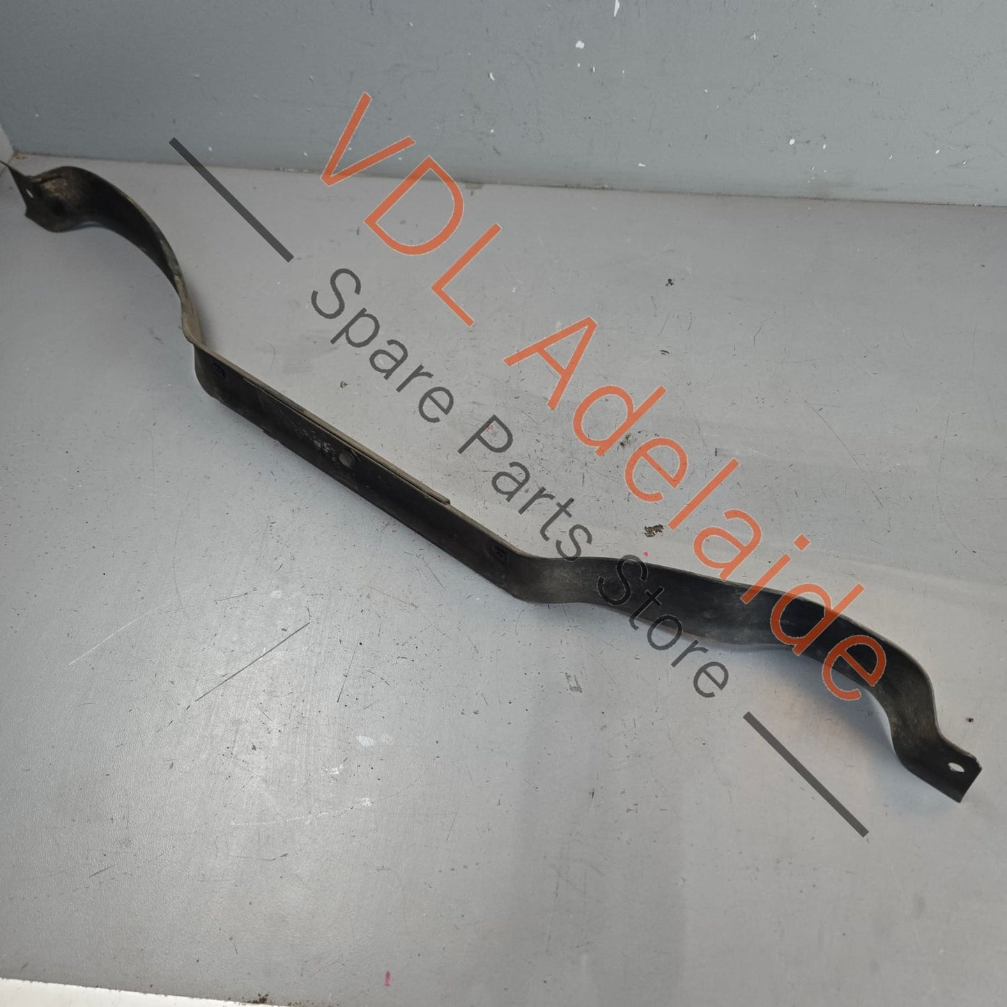 7P0825949A 95850494900  Porsche Cayenne 92A 958 Underbody Guard Frame Bracket 7P0825949A