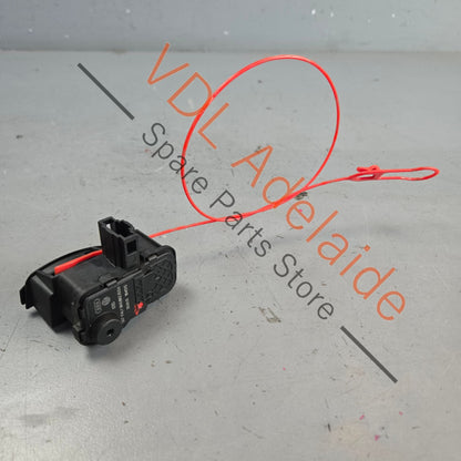 8K0862153H 95850415303  Porsche Cayenne 92A 958 Fuel Filler Flap Actuator 8K0862153H 95850415303