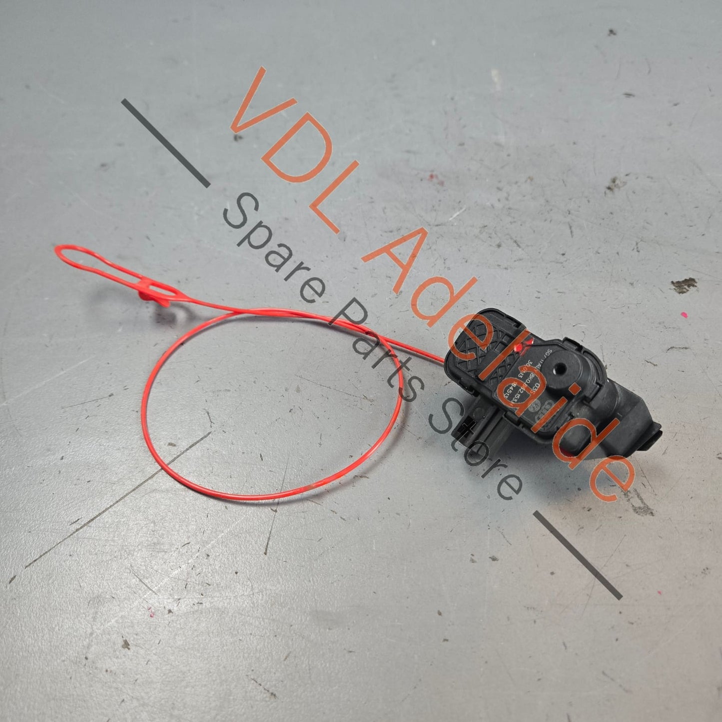 8K0862153H 95850415303  Porsche Cayenne 92A 958 Fuel Filler Flap Actuator 8K0862153H 95850415303