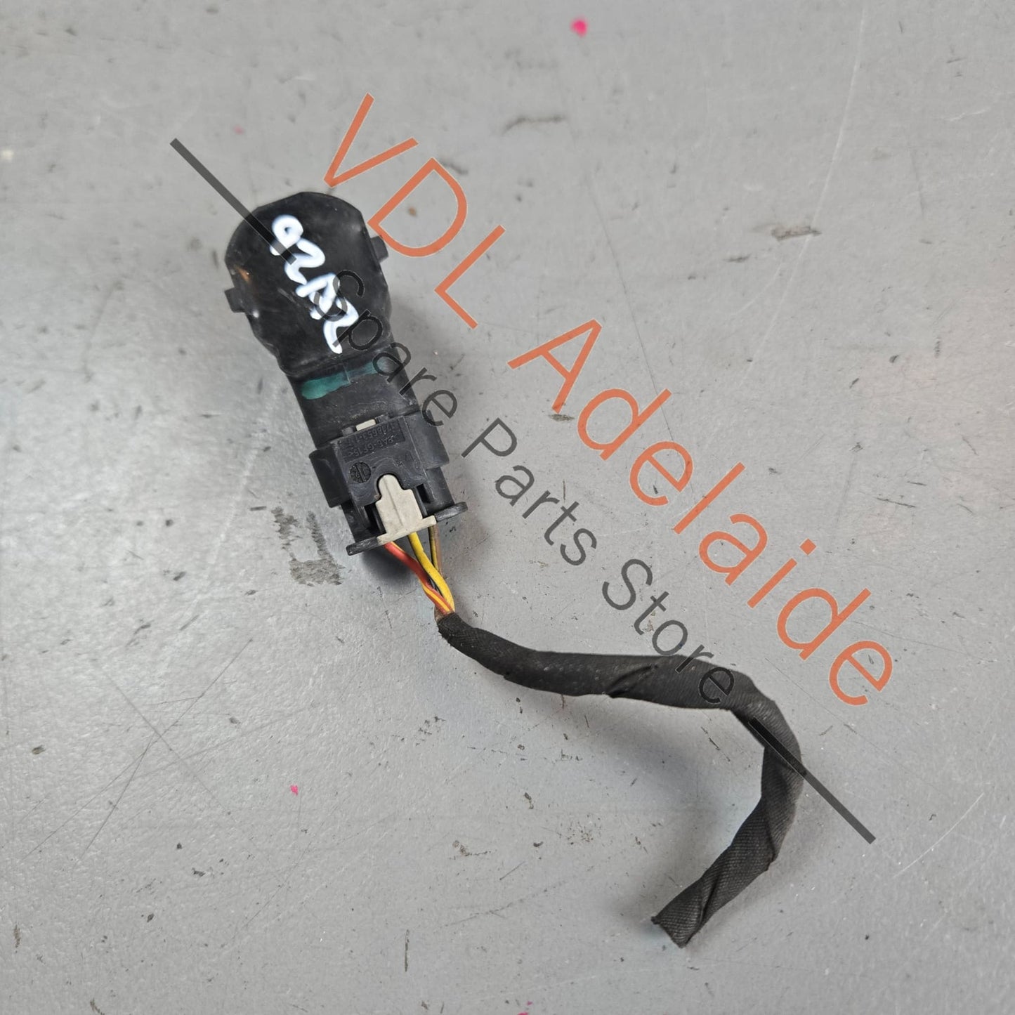 1S0919275   Porsche Cayenne 92A 958 Genuine OEM Parking Aid PDC Sensor 1S0919275 for Bumper
