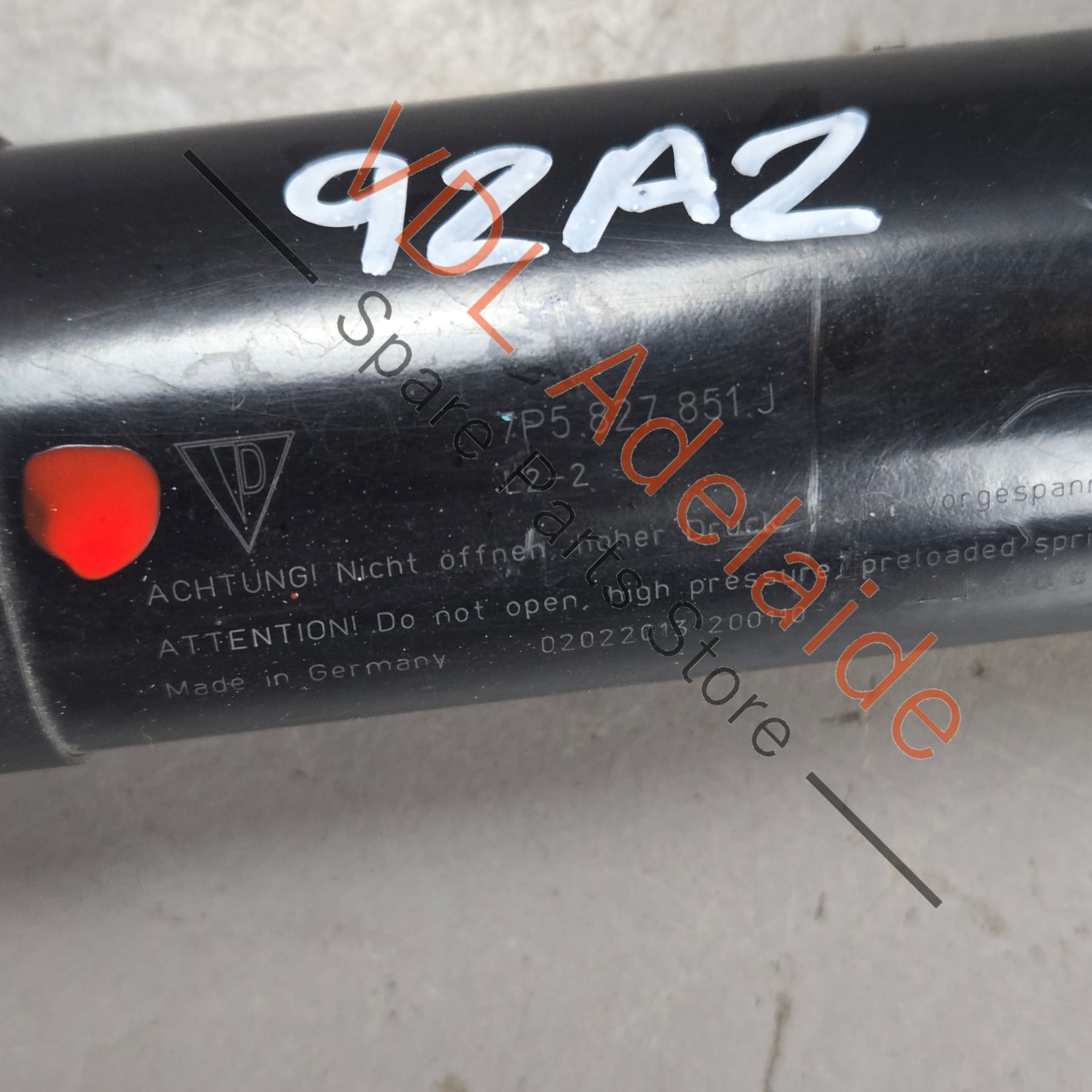 7P5827851J 958827851A 95851285104 Pair of Porsche Cayenne 92A 958 Rear Hatch Electric Drive Lifting Unit Motor 95851285104 7P5827851J 958827851A