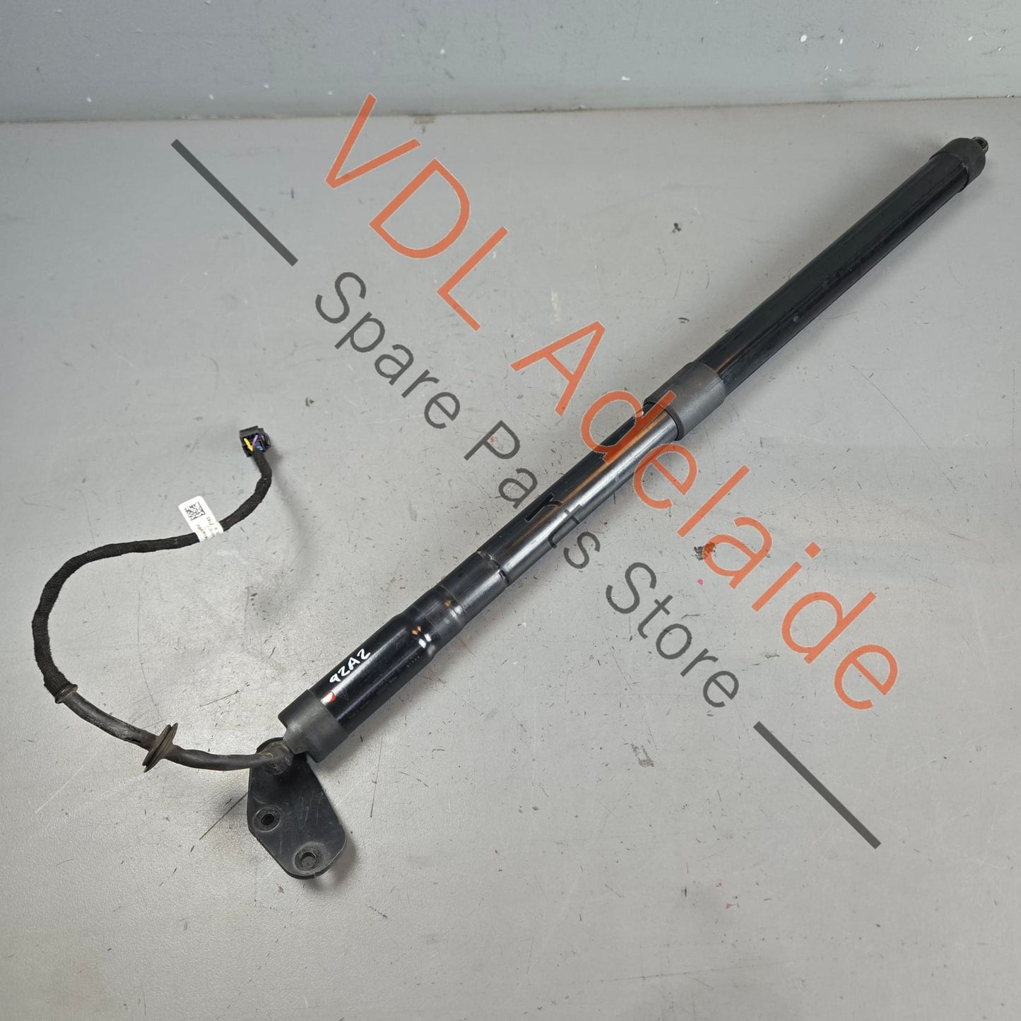 7P5827851J 958827851A 95851285104 Pair of Porsche Cayenne 92A 958 Rear Hatch Electric Drive Lifting Unit Motor 95851285104 7P5827851J 958827851A