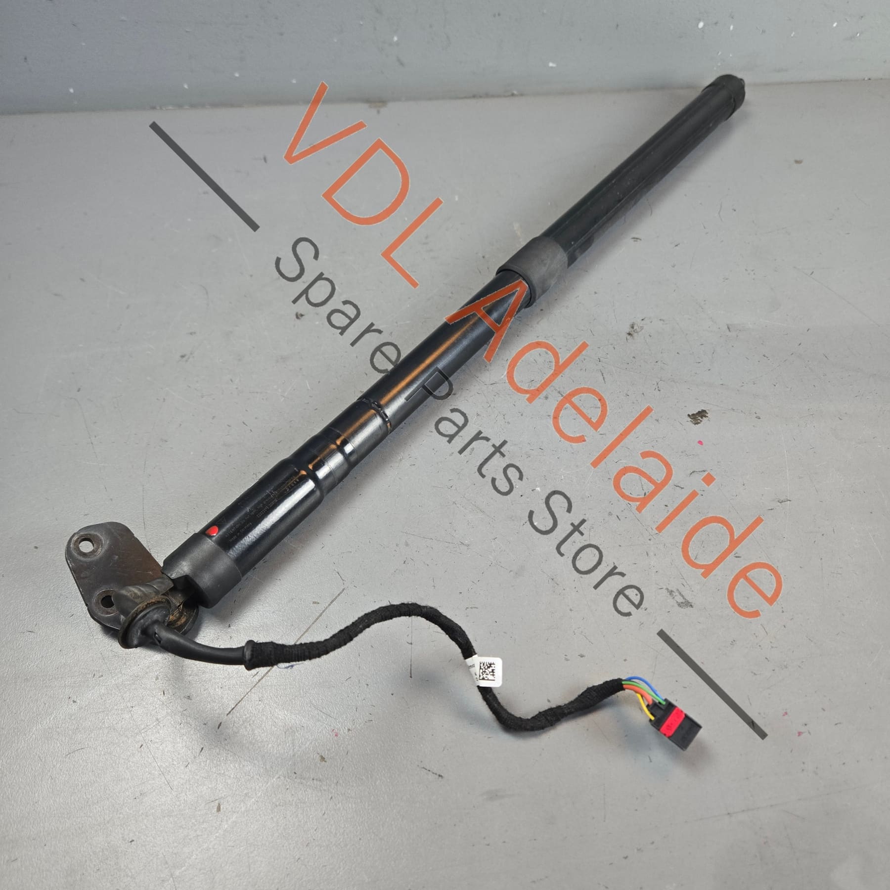 7P5827851J 958827851A 95851285104 Pair of Porsche Cayenne 92A 958 Rear Hatch Electric Drive Lifting Unit Motor 95851285104 7P5827851J 958827851A