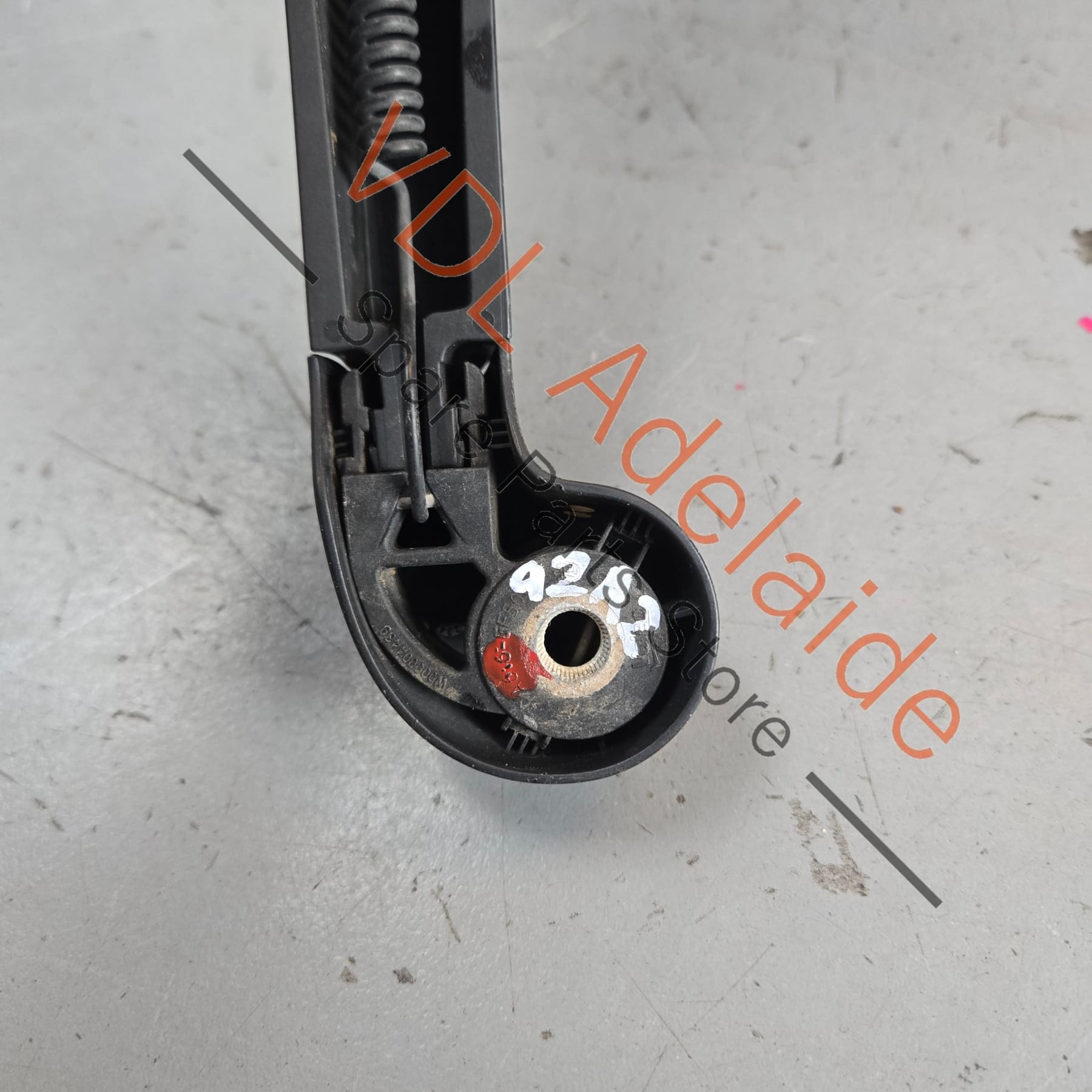 95862804000 8K9955407  Porsche Cayenne 92A 958 Rear Windscreen Wiper 8K9955407 95862804000