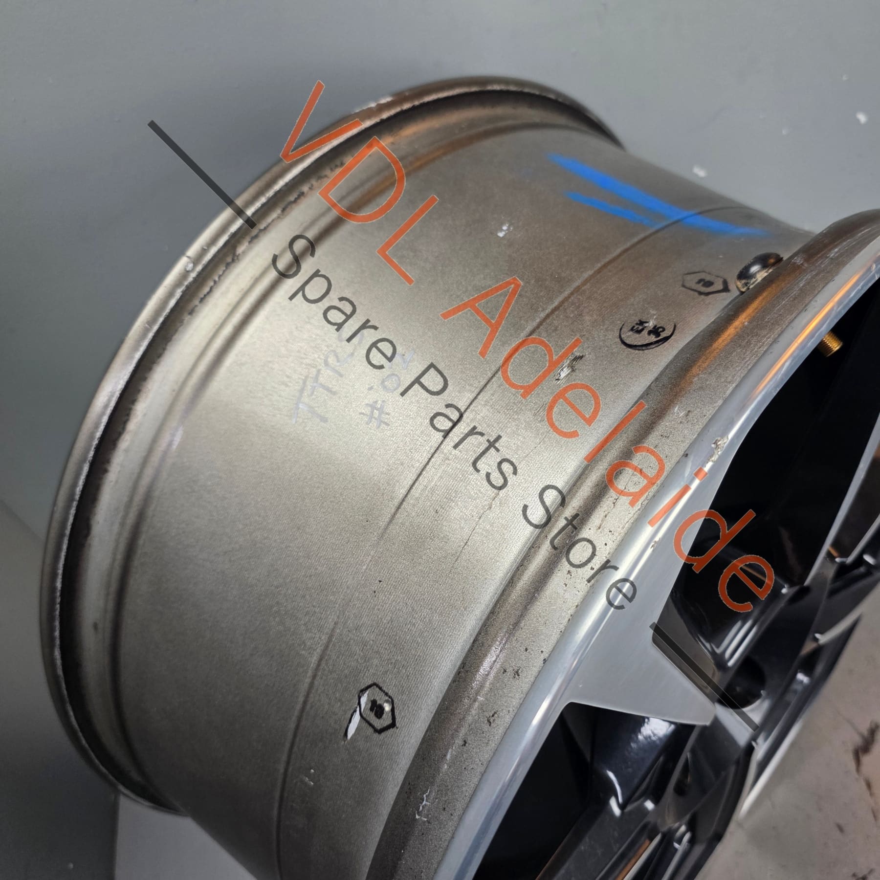 8S0601025CD 8S0601025CC  Genuine Audi TTRS 20 x 9 Rotor Alloy Wheel 8S0601025CD #02