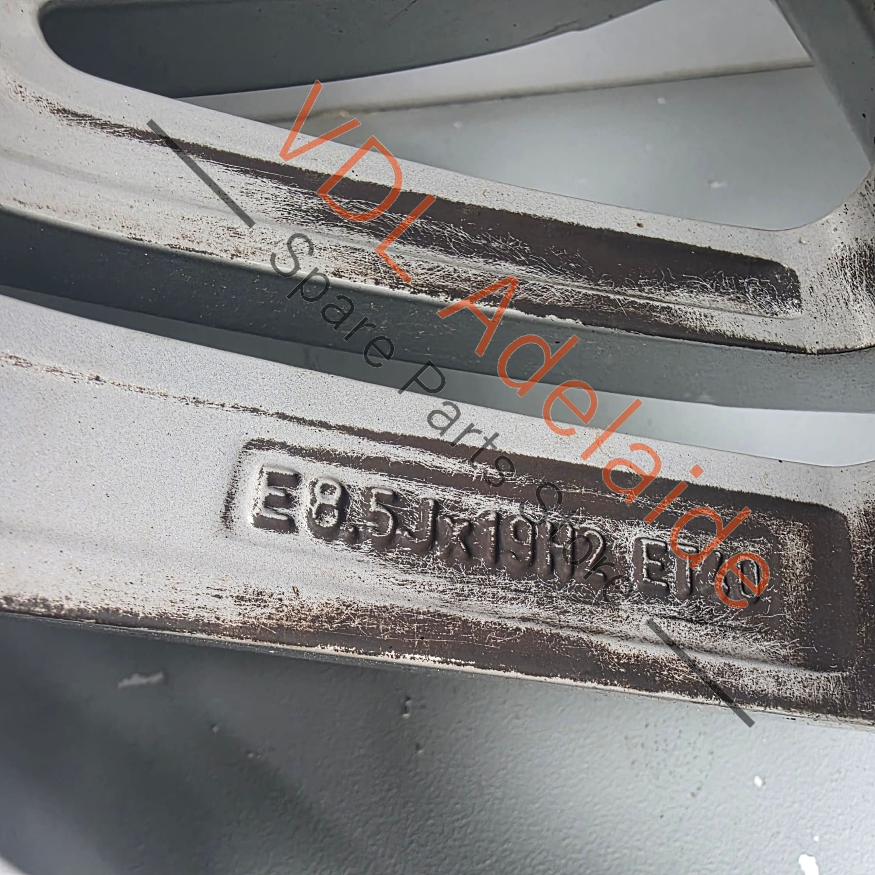 8W0601025BE   Audi A4 S4 B9 Alloy Wheel 19 x 8.5 8W0601025BE Genuine OEM
