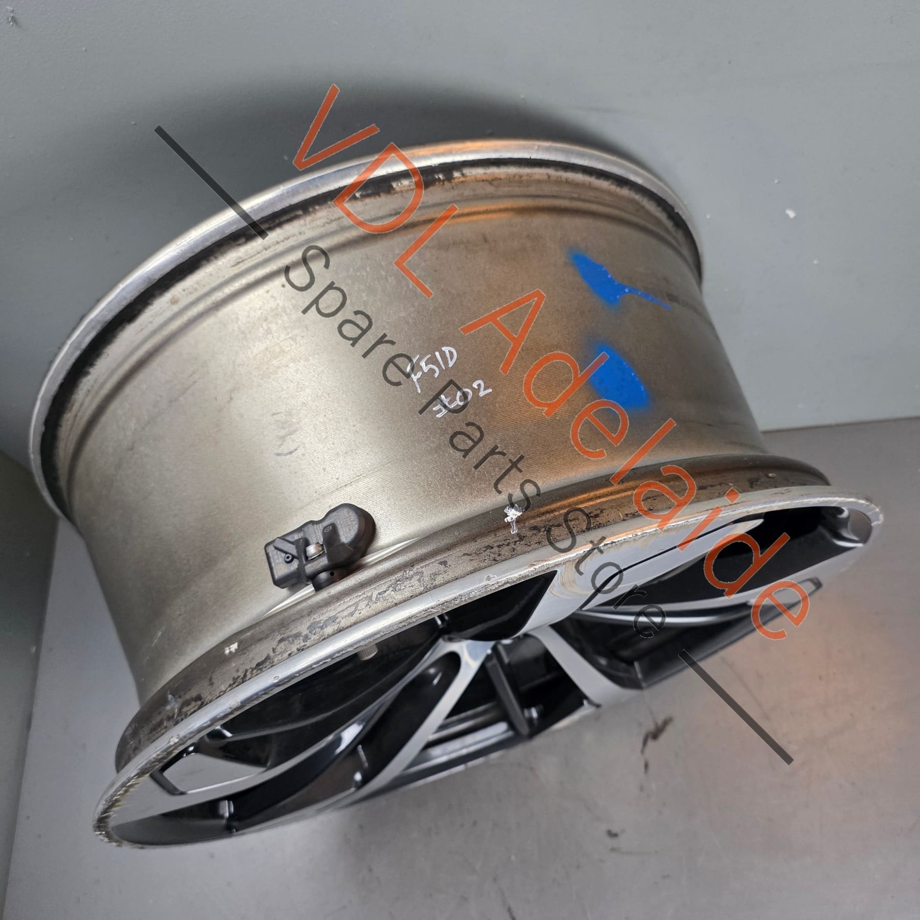 8W0601025CL   Audi RS5 B9 5 Spoke Alloy Wheel 20 x 9 8W0601025CL #02