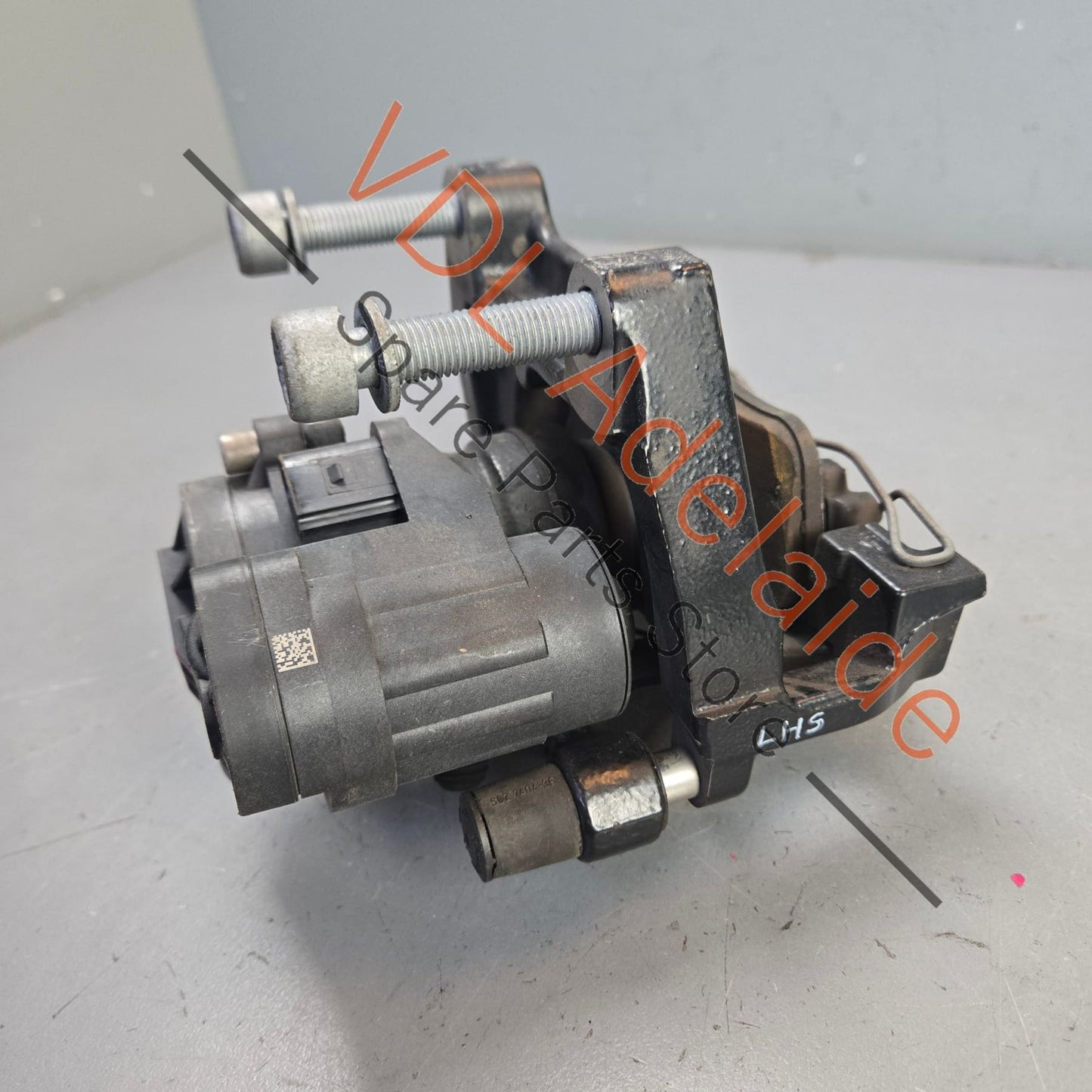 5Q0615423G 3Q0998281  VW Golf R MK7 Audi S3 Rear Brake Caliper Left with Park Brake Motor 3Q0998281 5Q0615423G