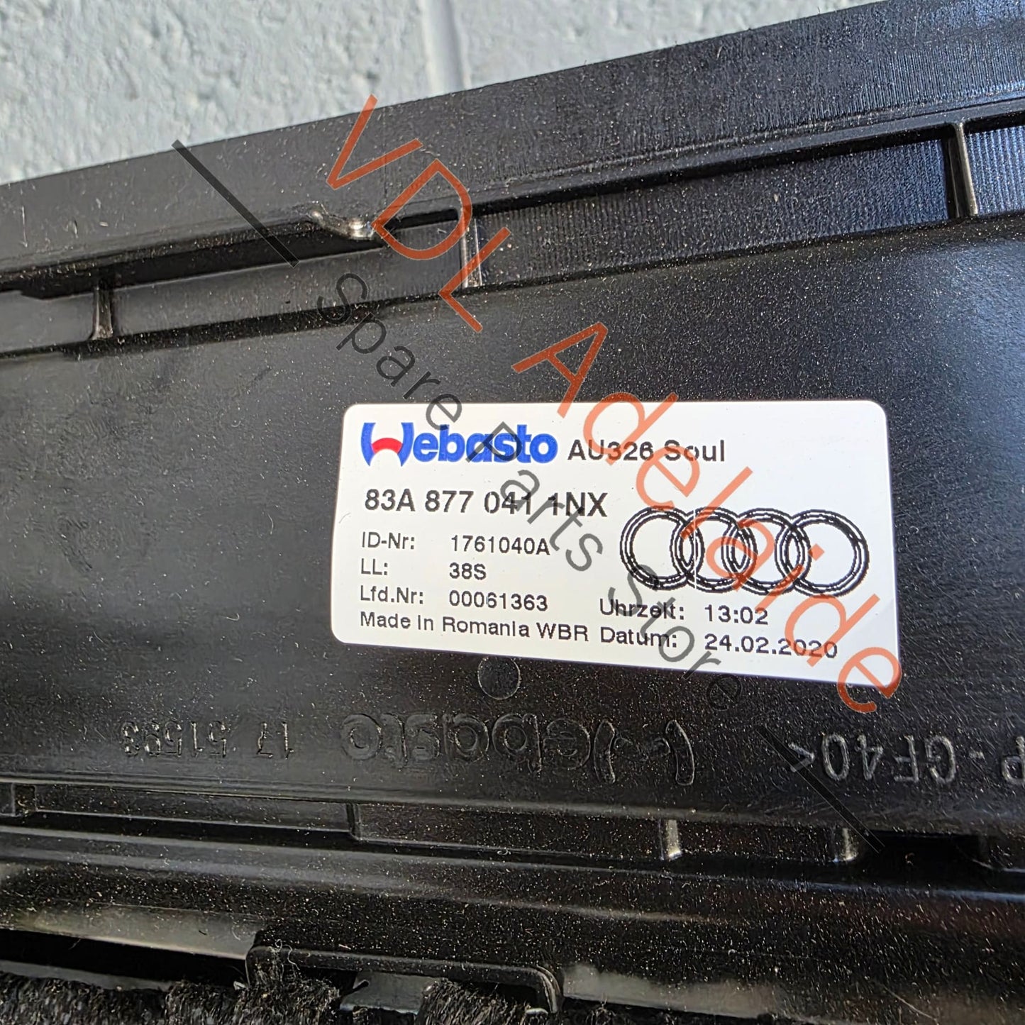 83A877041 4M8877049  Audi Q3 RSQ3 F3 Panoramic Glass Roof Track Frame 4M8877049 83A877041