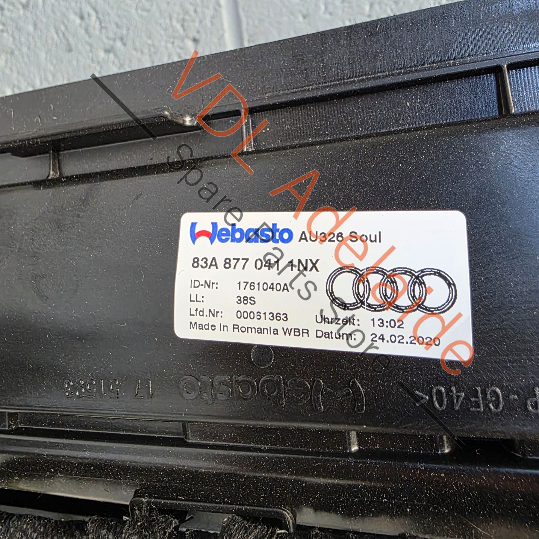 83A877041 4M8877049  Audi Q3 RSQ3 F3 Panoramic Glass Roof Track Frame 4M8877049 83A877041