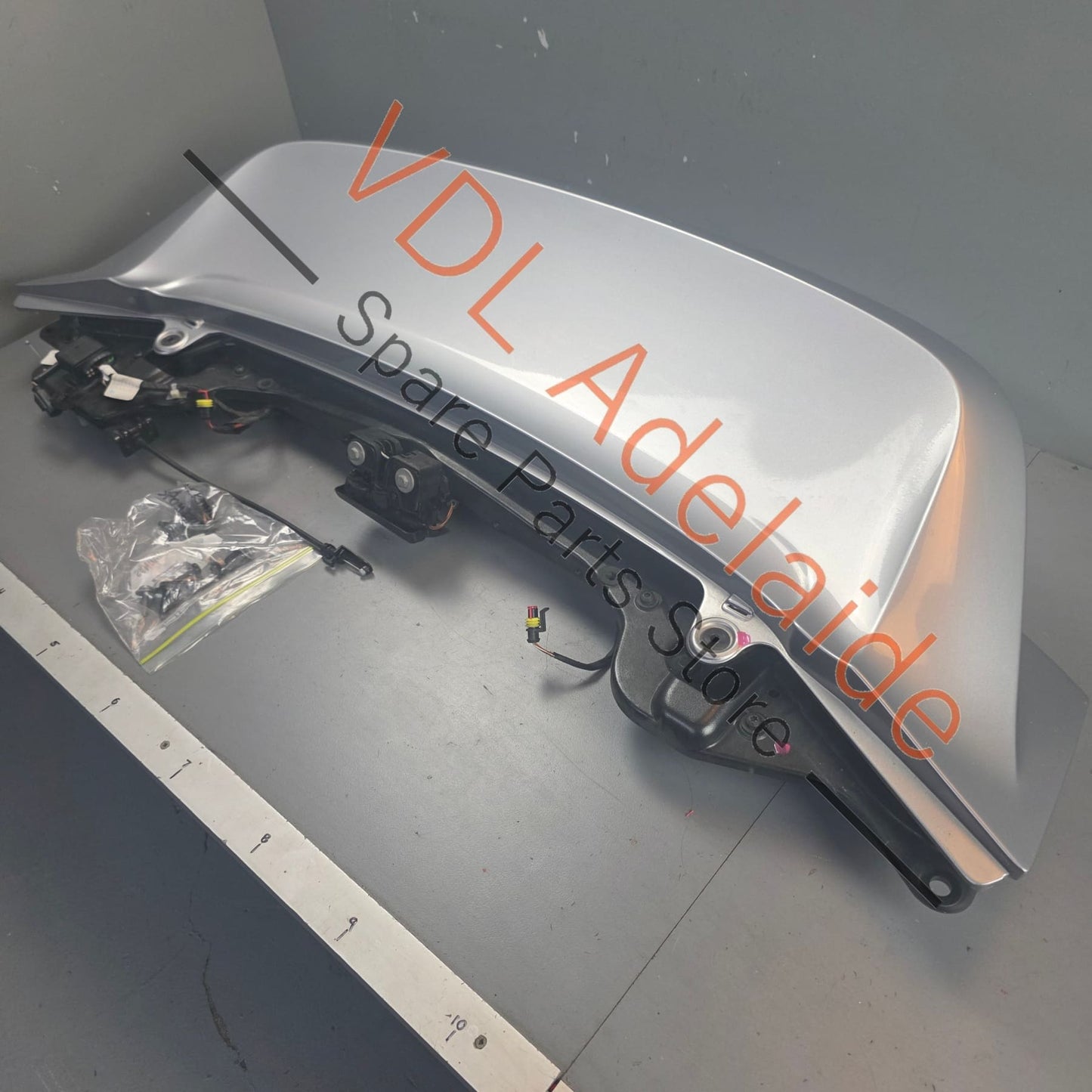 99150498126 99150498114   Porsche 911 991.1 Genuine Ducktail Rear Spoiler Sport Design Package XAT option