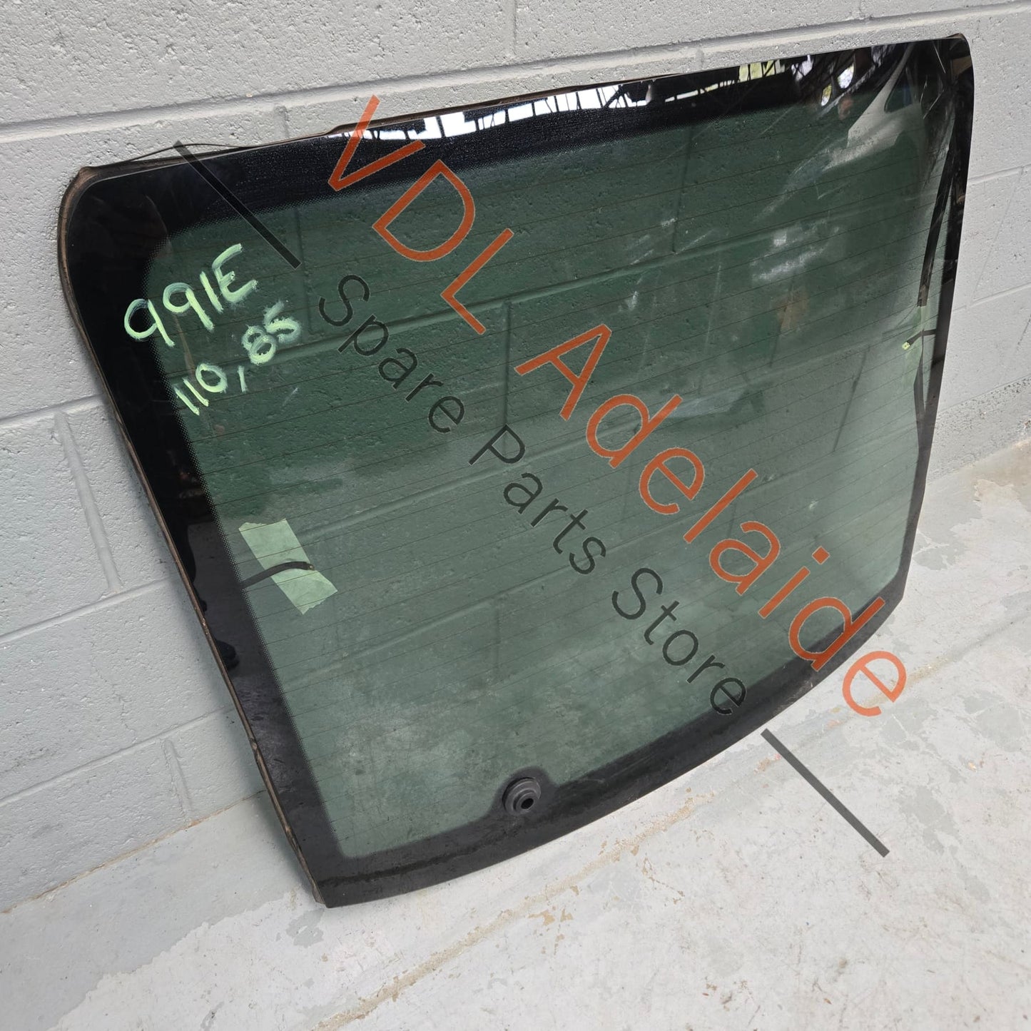 99154591108 99154591104   Porsche 911 991 Rear Window Windscreen with option for rear wiper 99154591108