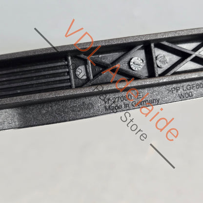 9P1898511 99156616100   Porsche 911 991 Sunroof Wind Shield Deflector 99156616100 9P1898511