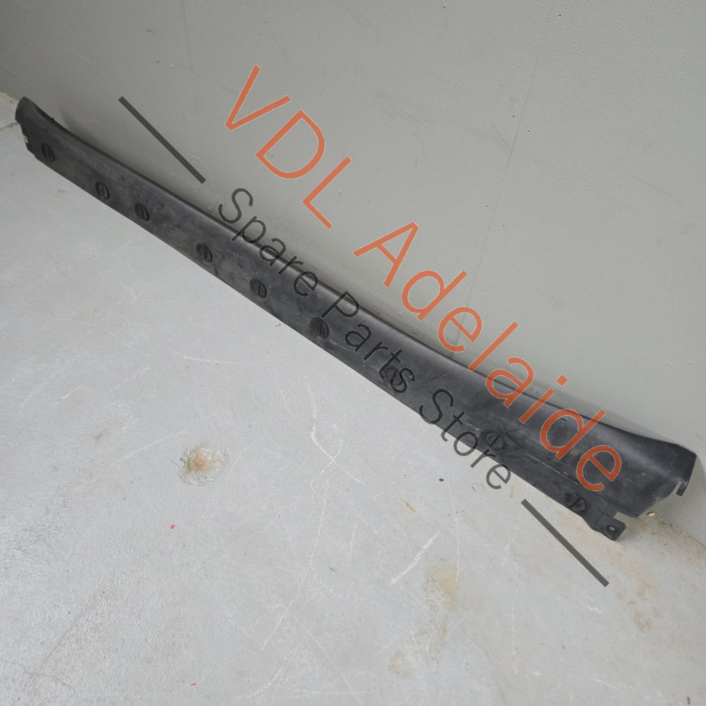 991505000000 99150459503   Porsche 911 991 GTS GT3 Side Skirt Trim Molding Left 99150459503 1E0