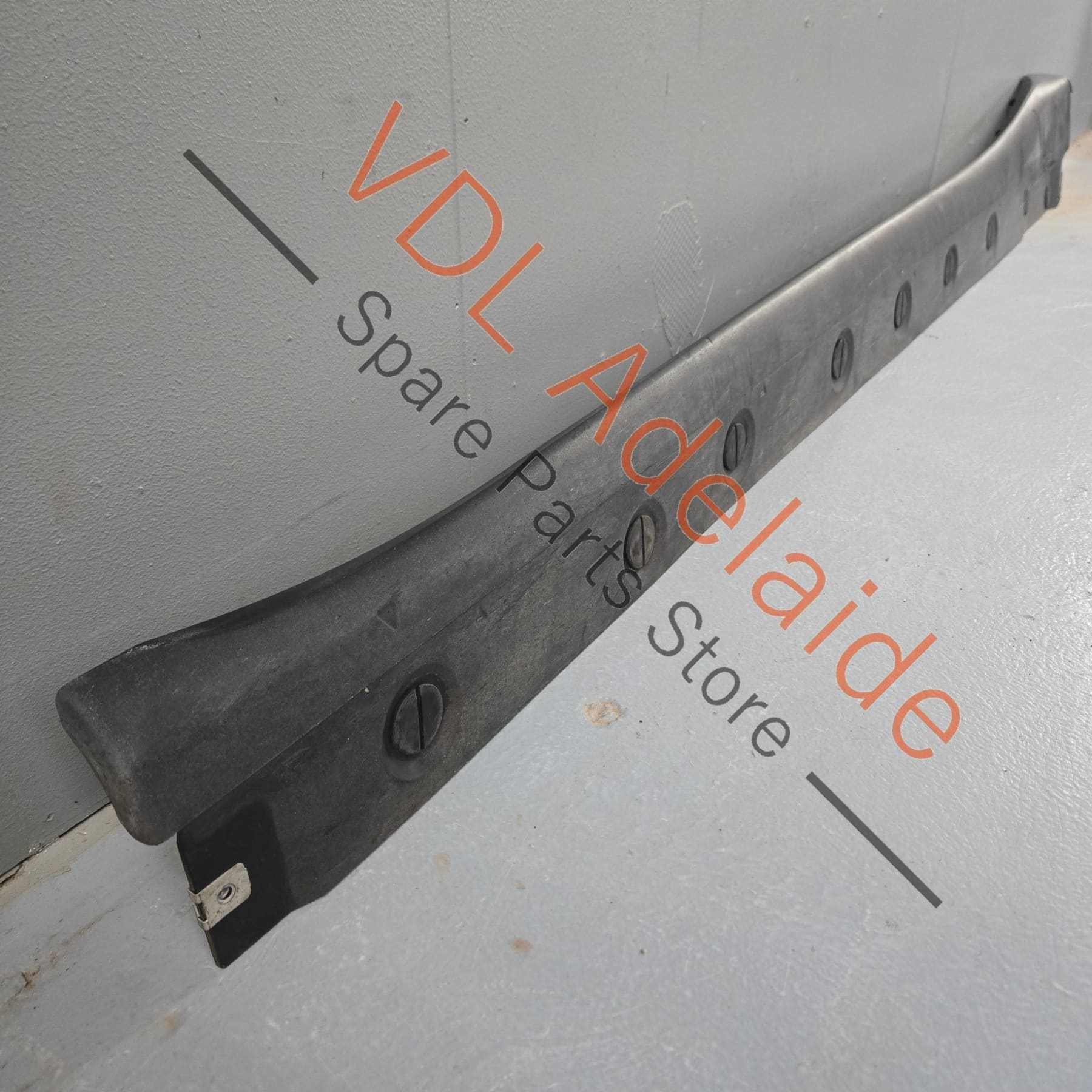 991505000000 99150459503   Porsche 911 991 GTS GT3 Side Skirt Trim Molding Left 99150459503 1E0