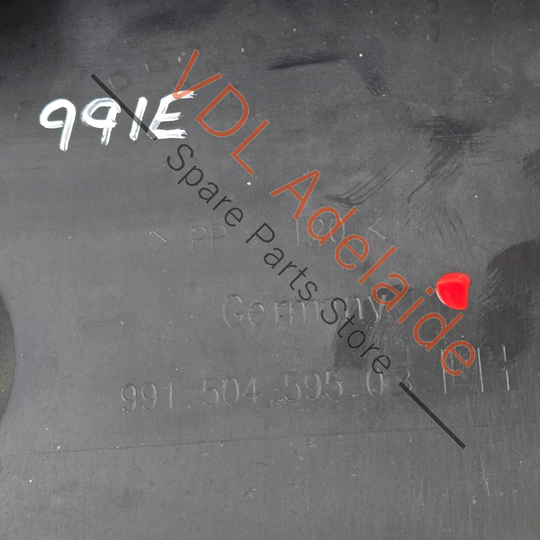 991505000000 99150459503   Porsche 911 991 GTS GT3 Side Skirt Trim Molding Left 99150459503 1E0