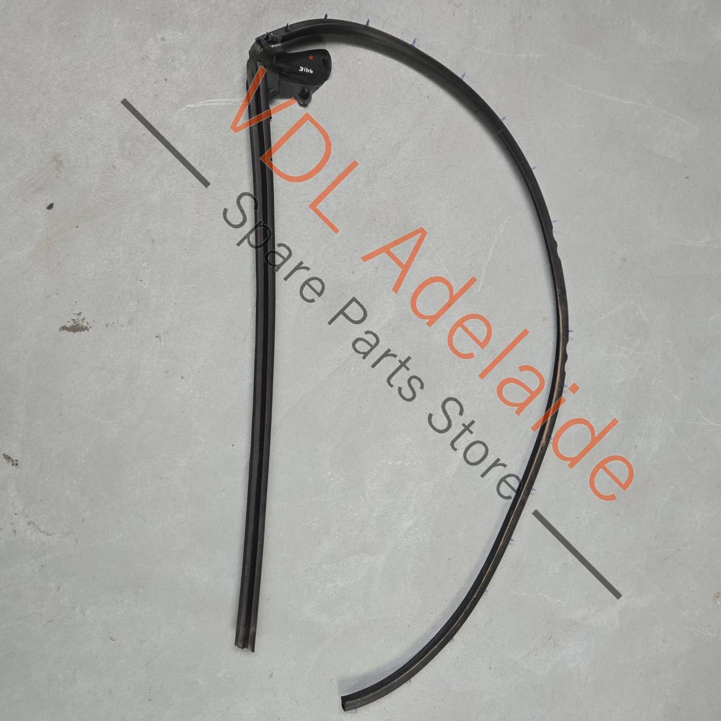99153737702    Porsche 911 991 Door Seal Gasket Weather Strip Rubber Left 99153737702