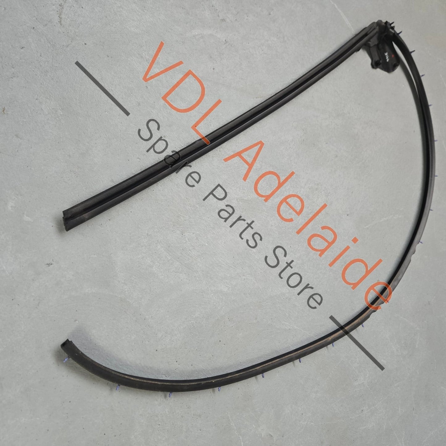 99153737702    Porsche 911 991 Door Seal Gasket Weather Strip Rubber Left 99153737702