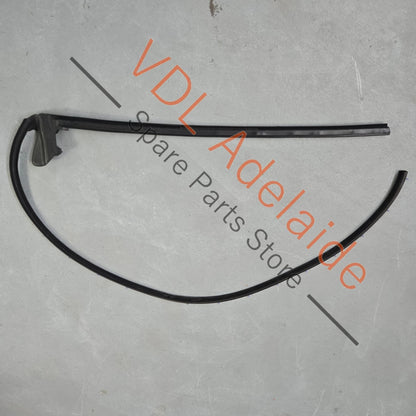 99153737702    Porsche 911 991 Door Seal Gasket Weather Strip Rubber Left 99153737702