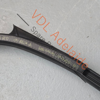 99153707610    Porsche 911 991 Coupe Right Side Inner Door Seal Rubber 99153707610