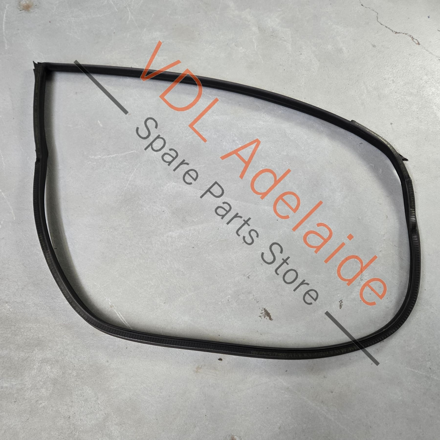 99153707510    Porsche 911 991 Coupe Left Side Inner Door Seal Rubber 99153707510