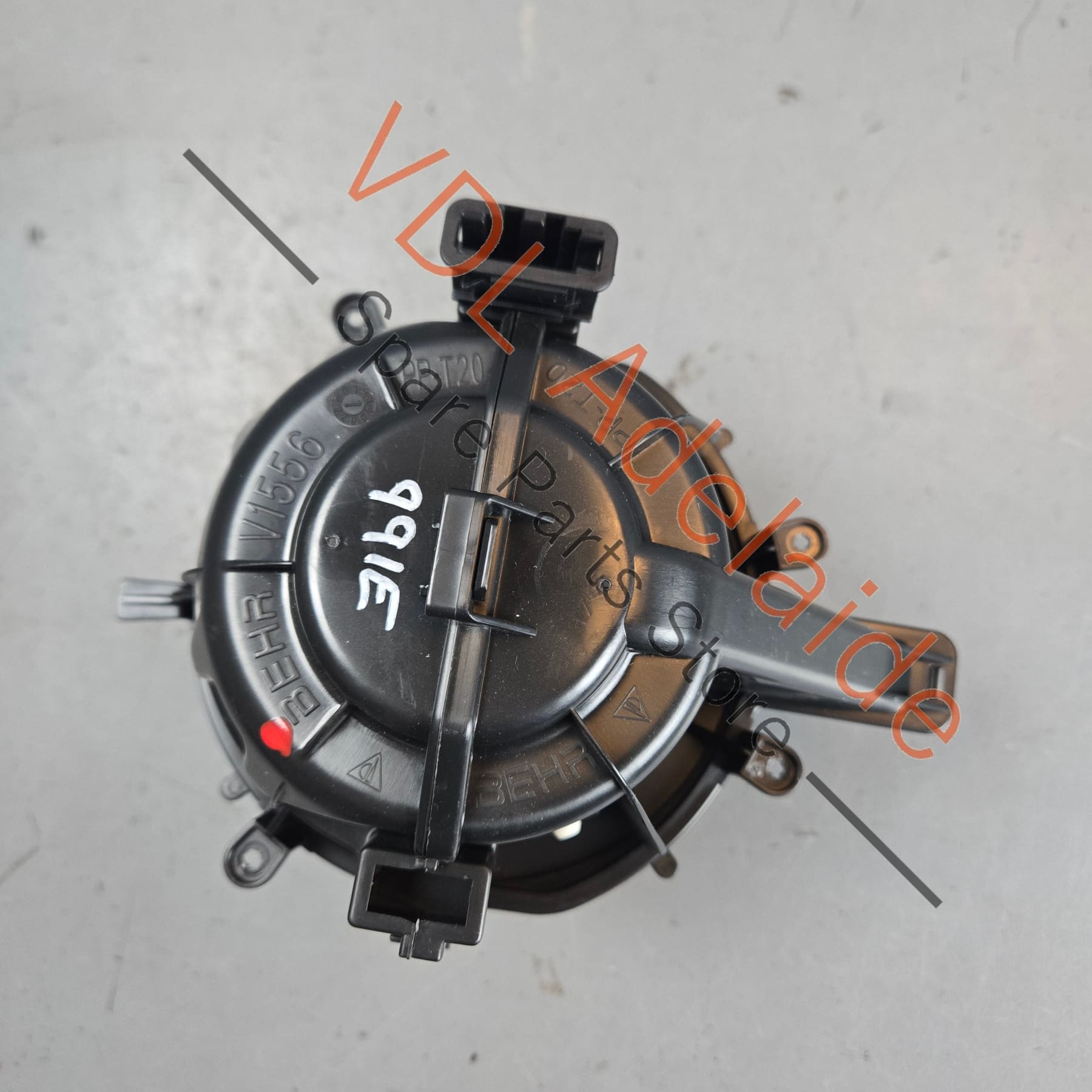 99157392201    Porsche 911 991 Dash Blower Fan 99157392201
