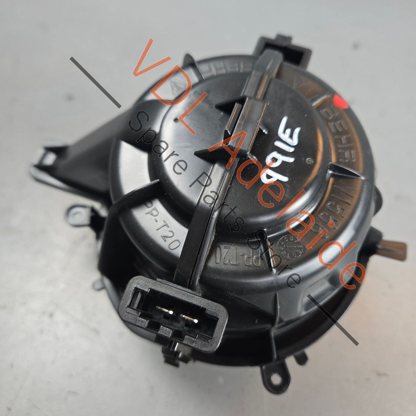 99157392201    Porsche 911 991 Dash Blower Fan 99157392201
