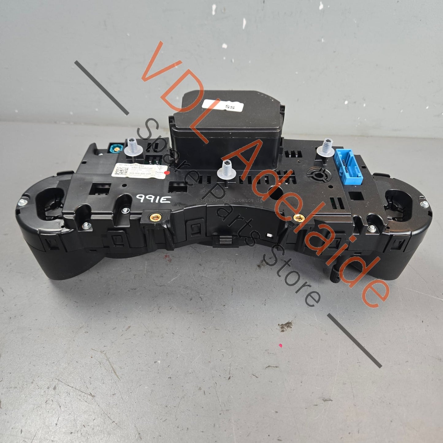99164198080C9A 99164198170 99164198190C9A  Porsche 911 991.1 Manual Instrument Cluster Dashboard 99164198080 C9A