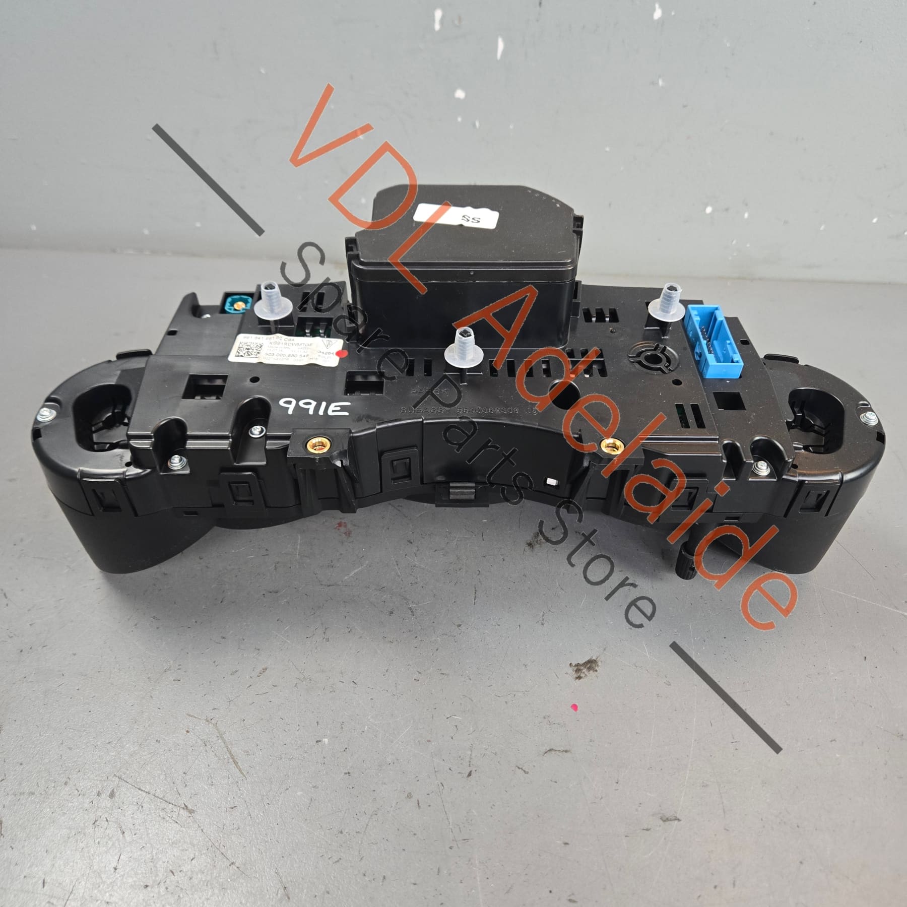 99164198080C9A 99164198170 99164198190C9A  Porsche 911 991.1 Manual Instrument Cluster Dashboard 99164198080 C9A
