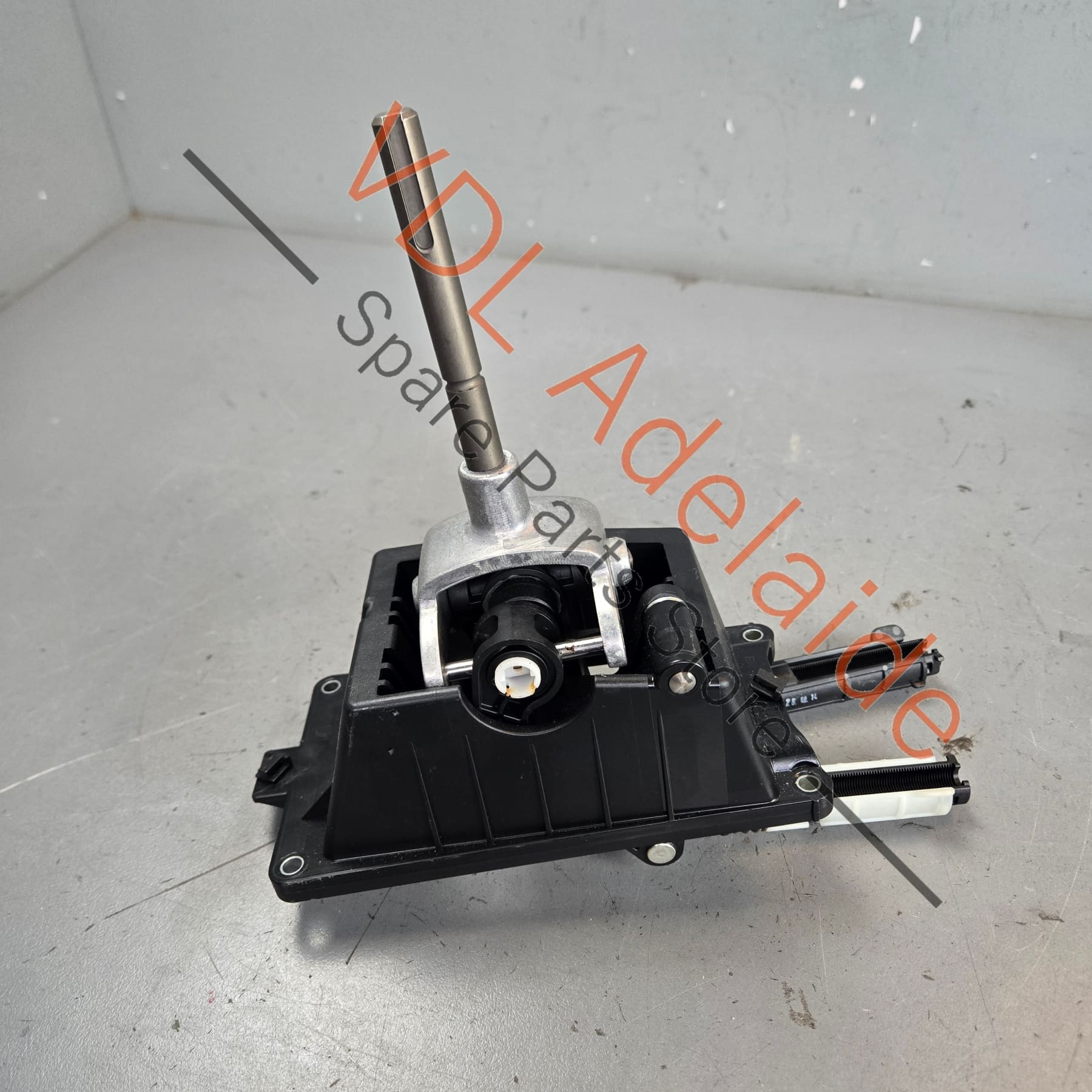 99142401001    Porsche 911 991 Manual Gear Shifter Box Handle 99142401001