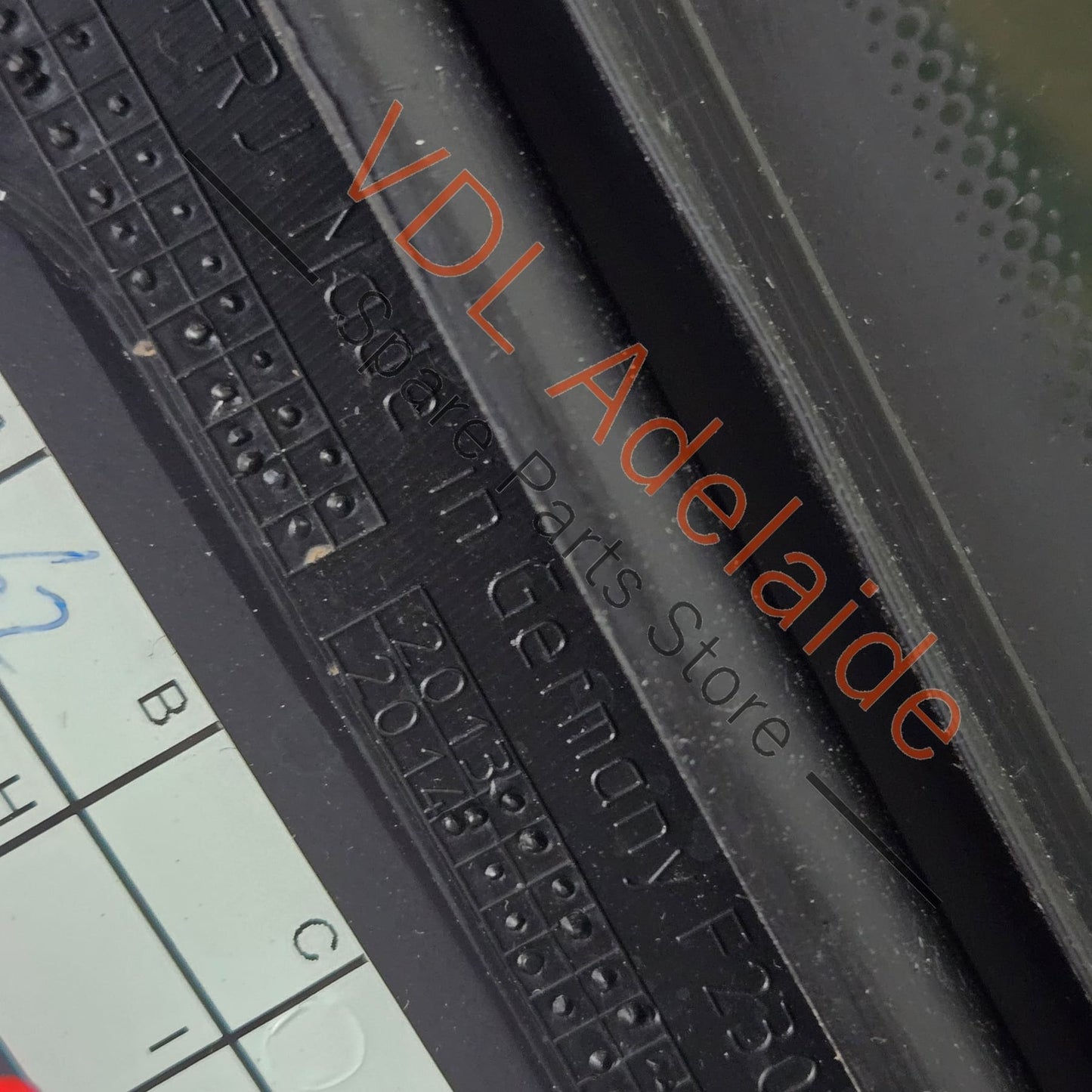 99154311210 9915431121603C   Porsche 911 991 Right Side Quarter Window 99154311210 99154311216 03C