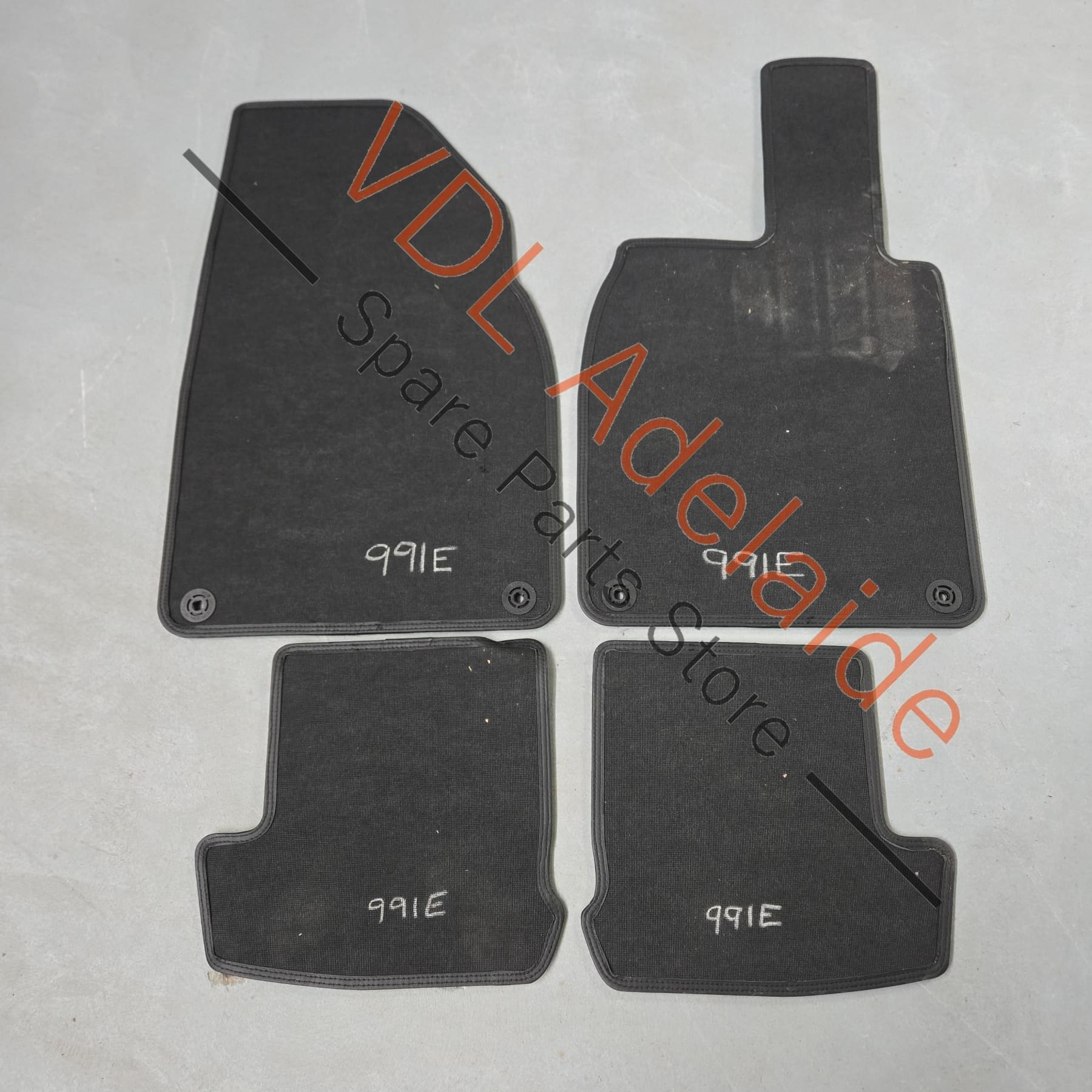     Porsche 911 991 Genuine OEM Set of Carpet Mats 13xxxkm