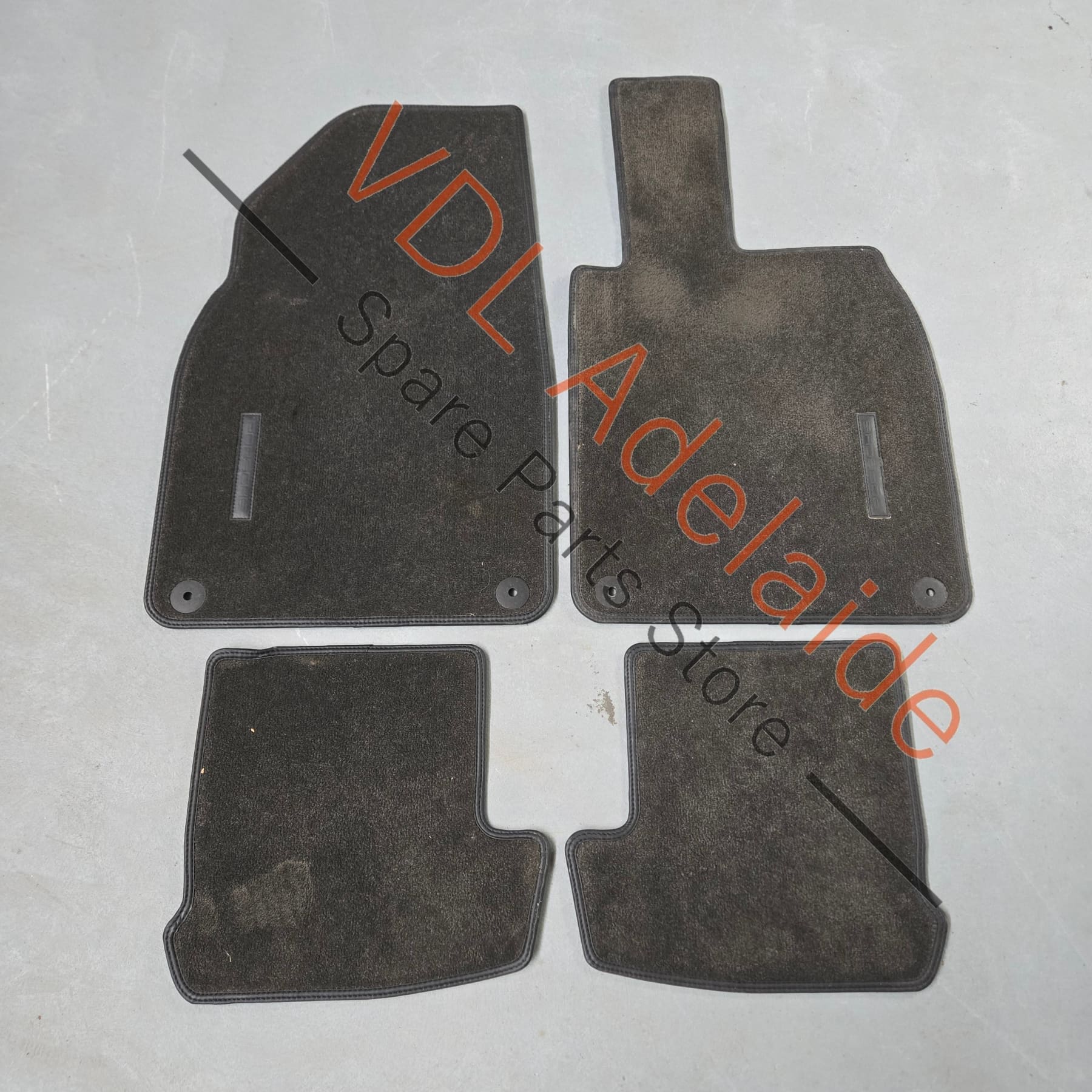     Porsche 911 991 Genuine OEM Set of Carpet Mats 13xxxkm