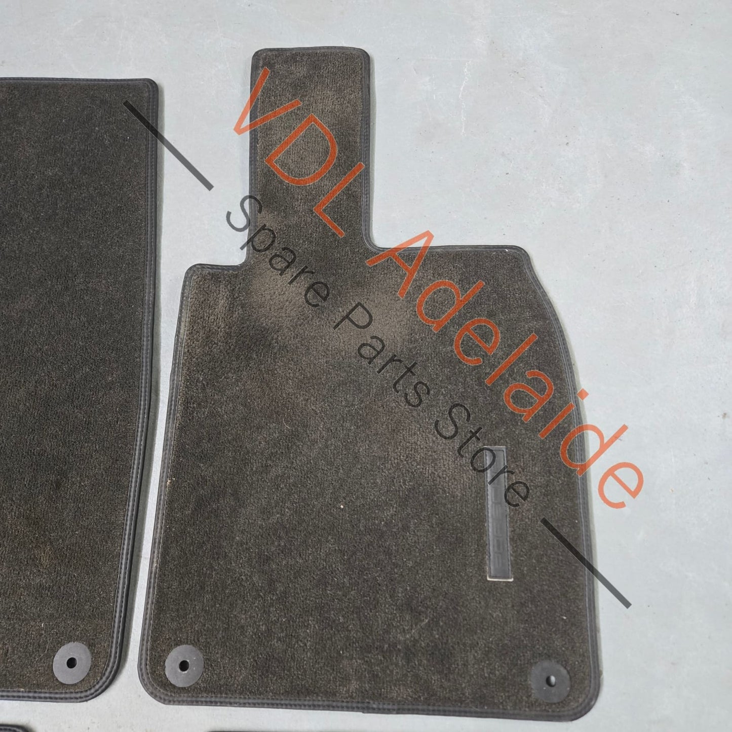     Porsche 911 991 Genuine OEM Set of Carpet Mats 13xxxkm