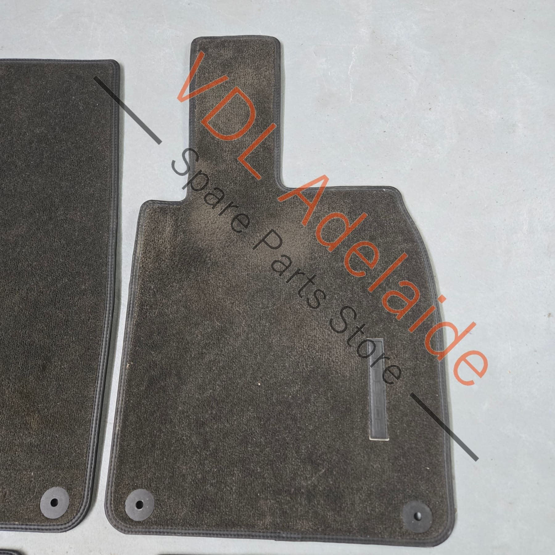     Porsche 911 991 Genuine OEM Set of Carpet Mats 13xxxkm