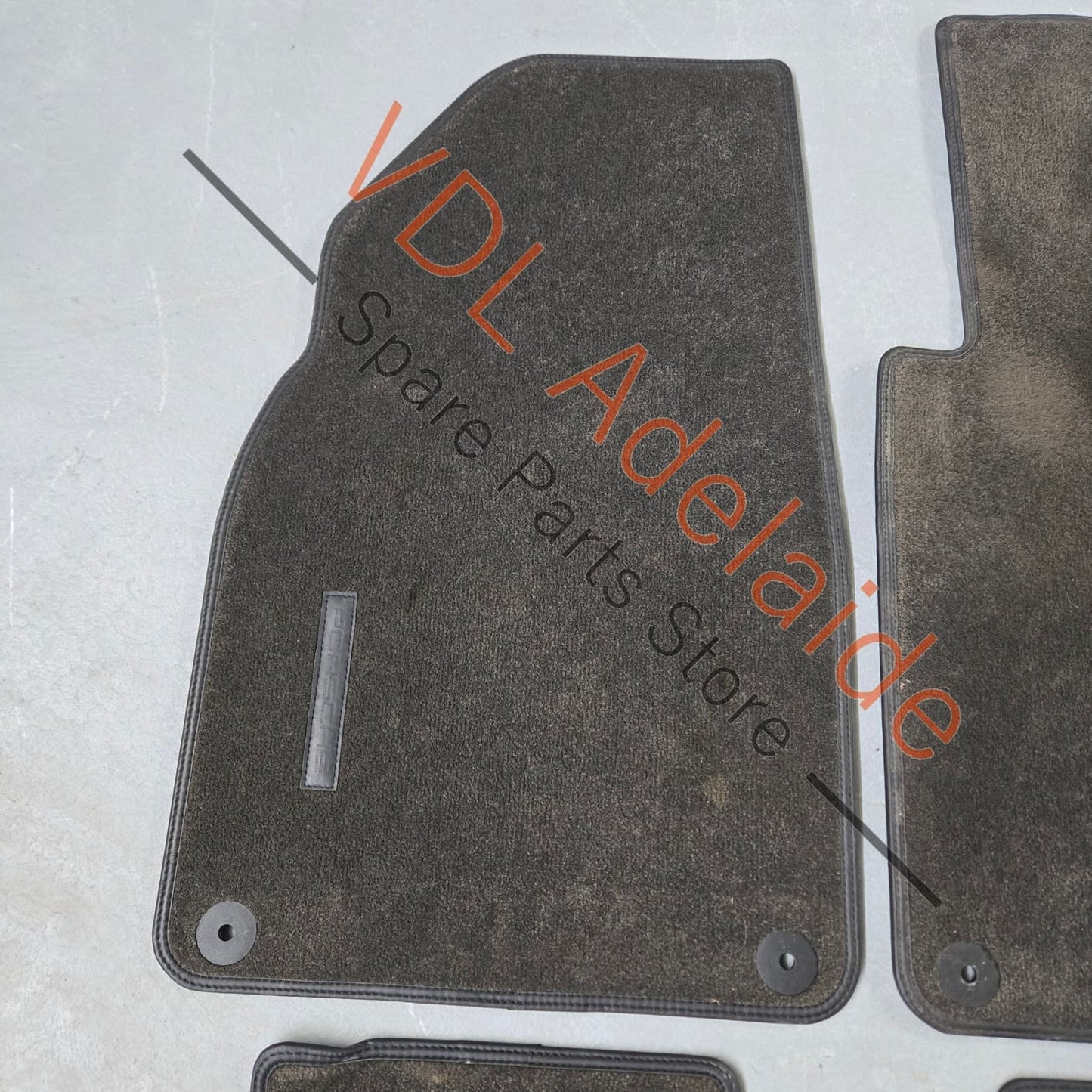     Porsche 911 991 Genuine OEM Set of Carpet Mats 13xxxkm