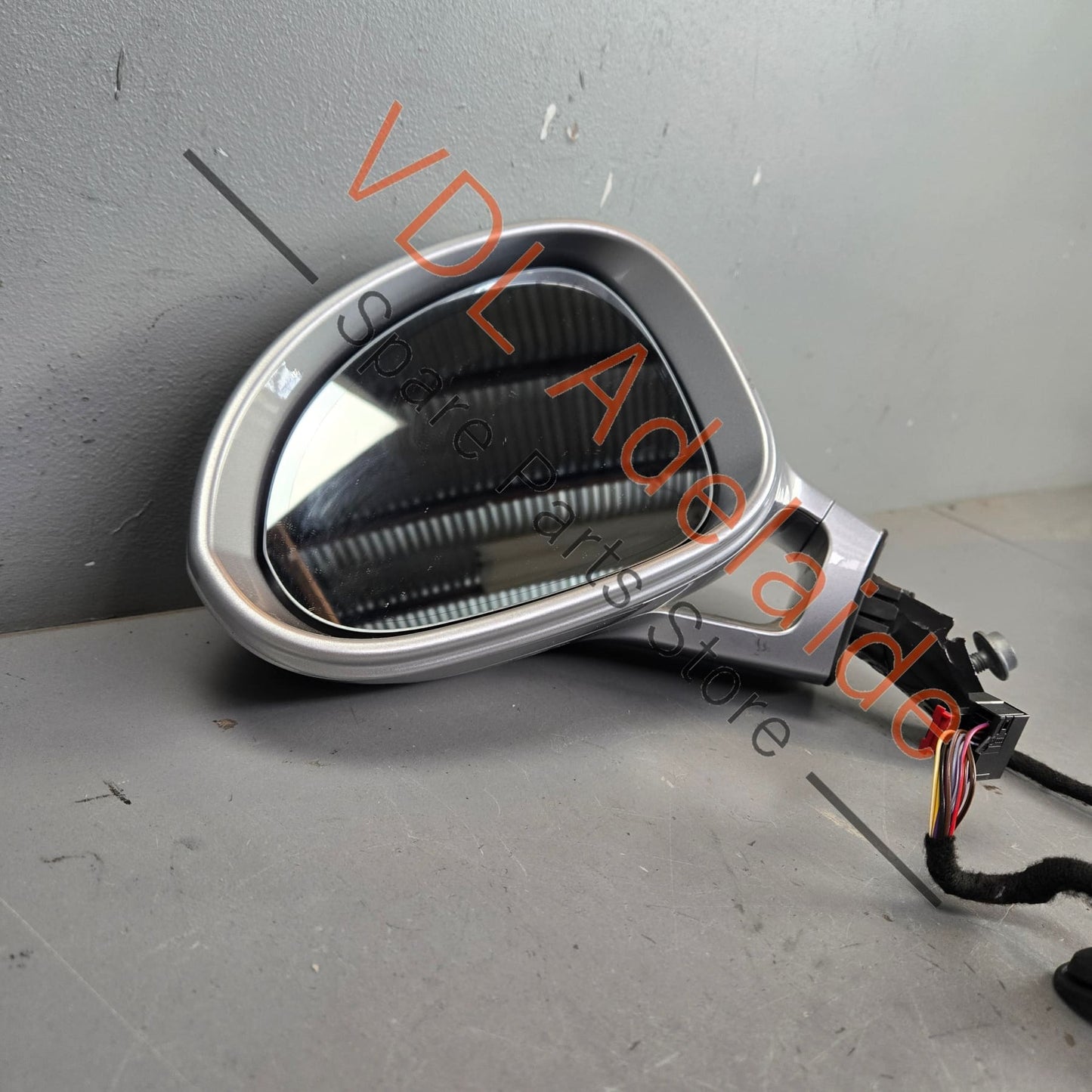 99173104701 99173122901 99173172900G2L  Porsche 911 991 Sport Design Left Mirror Assembly 99173104701