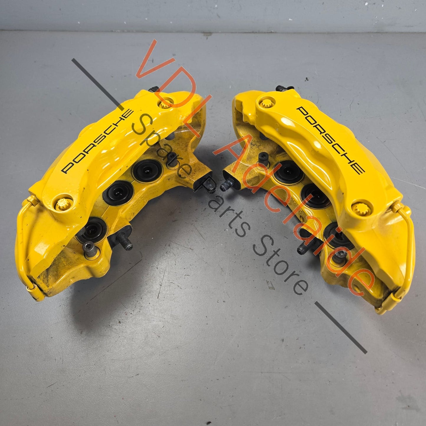 99135142534 99135142634 99135142531 99135142631 Porsche 911 Carbon Ceramic PCCB Front Brake Caliper Set 99135142534 99135142634