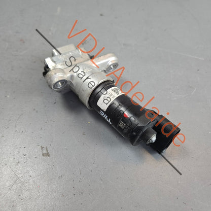 298609403 97035209105   Porsche 911 Electric Park Brake Solenoid Motor 97035209105 298609403