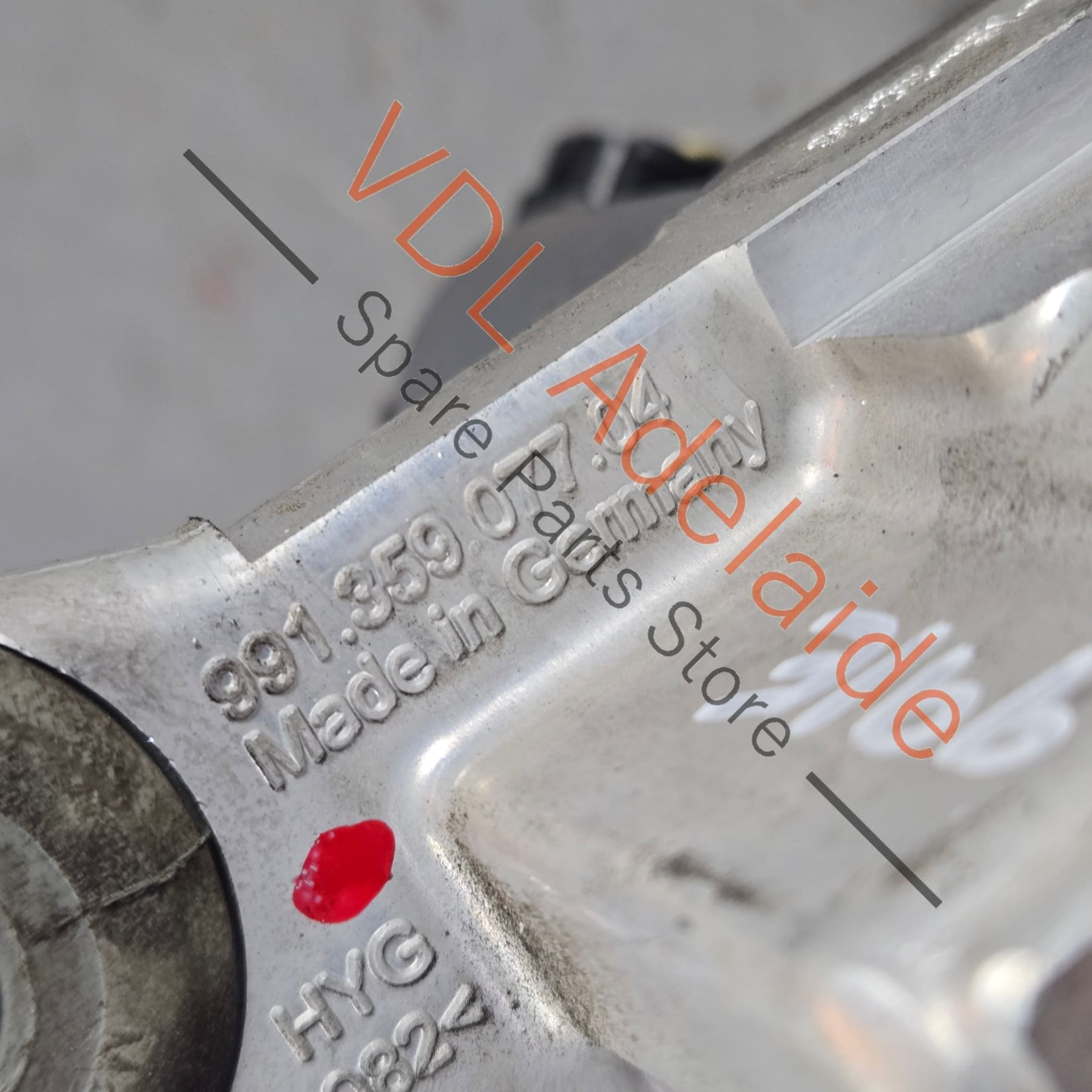 99135907704 99135907702   Porsche 911 PDCC Valve Block Chassis Control Rear 99135907704 13xxxkm