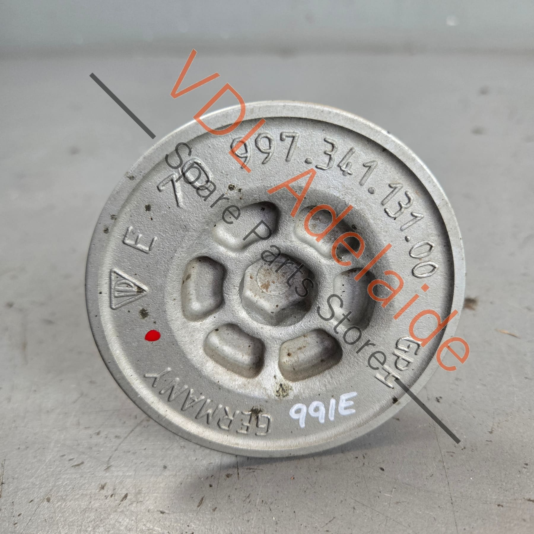 99734113100    Porsche 911 Wheel Hub Retaining Bolt 99734113100