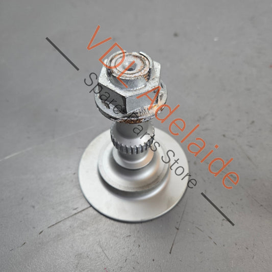 99734113100    Porsche 911 Wheel Hub Retaining Bolt 99734113100